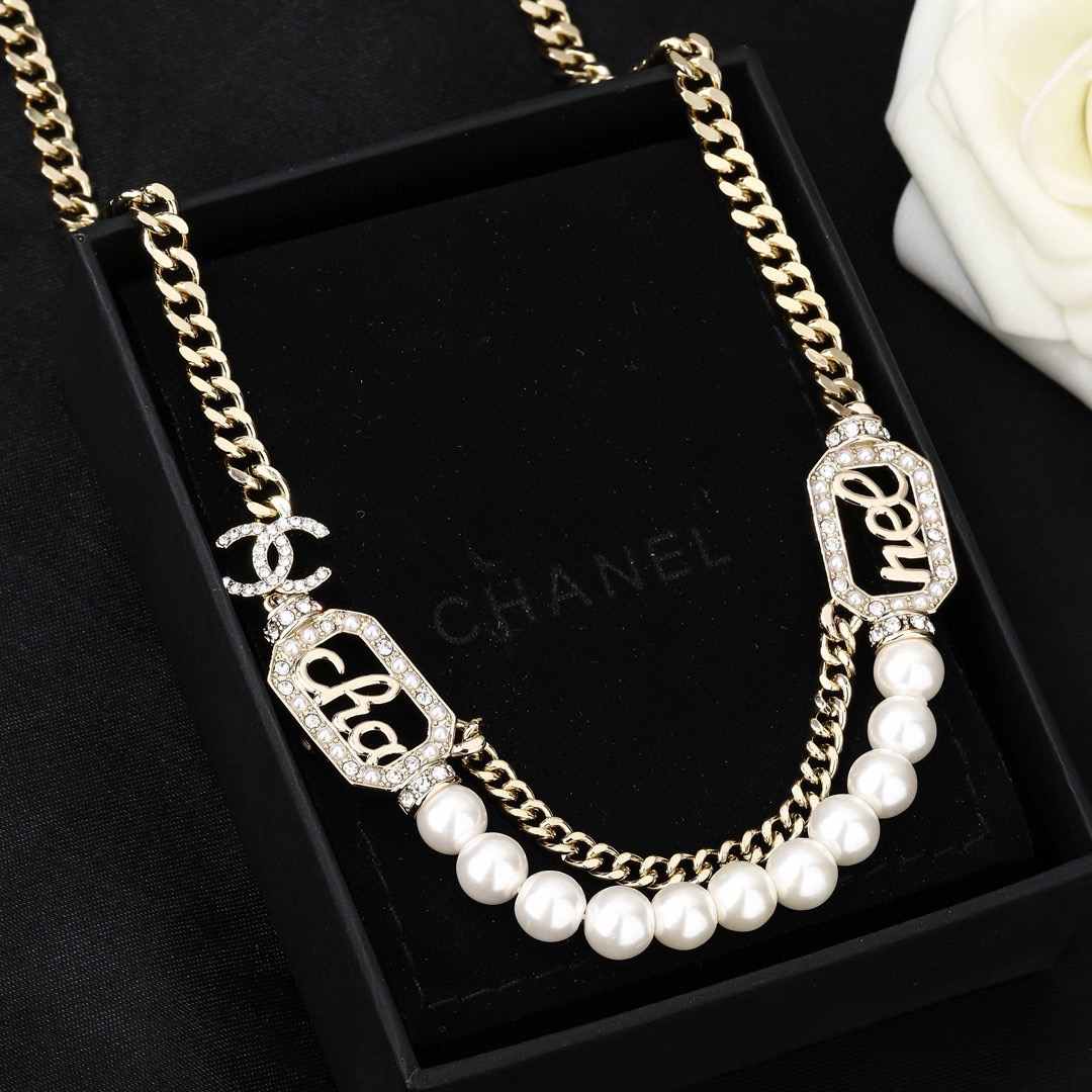 香奈儿 Chanel 新款项链  专柜同步上市 双C 锁骨链 精工打造原版一致黄铜材质