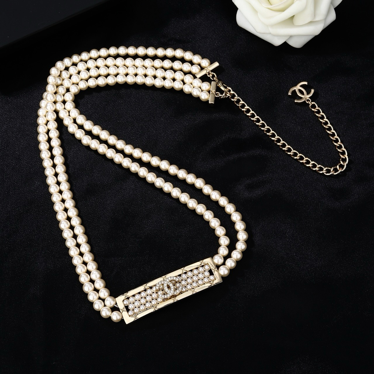 小香 Chanel 新品腰链 代购级别 一比一品质 香奈鹅 系列 风格高级百搭 高级感爆棚 现货