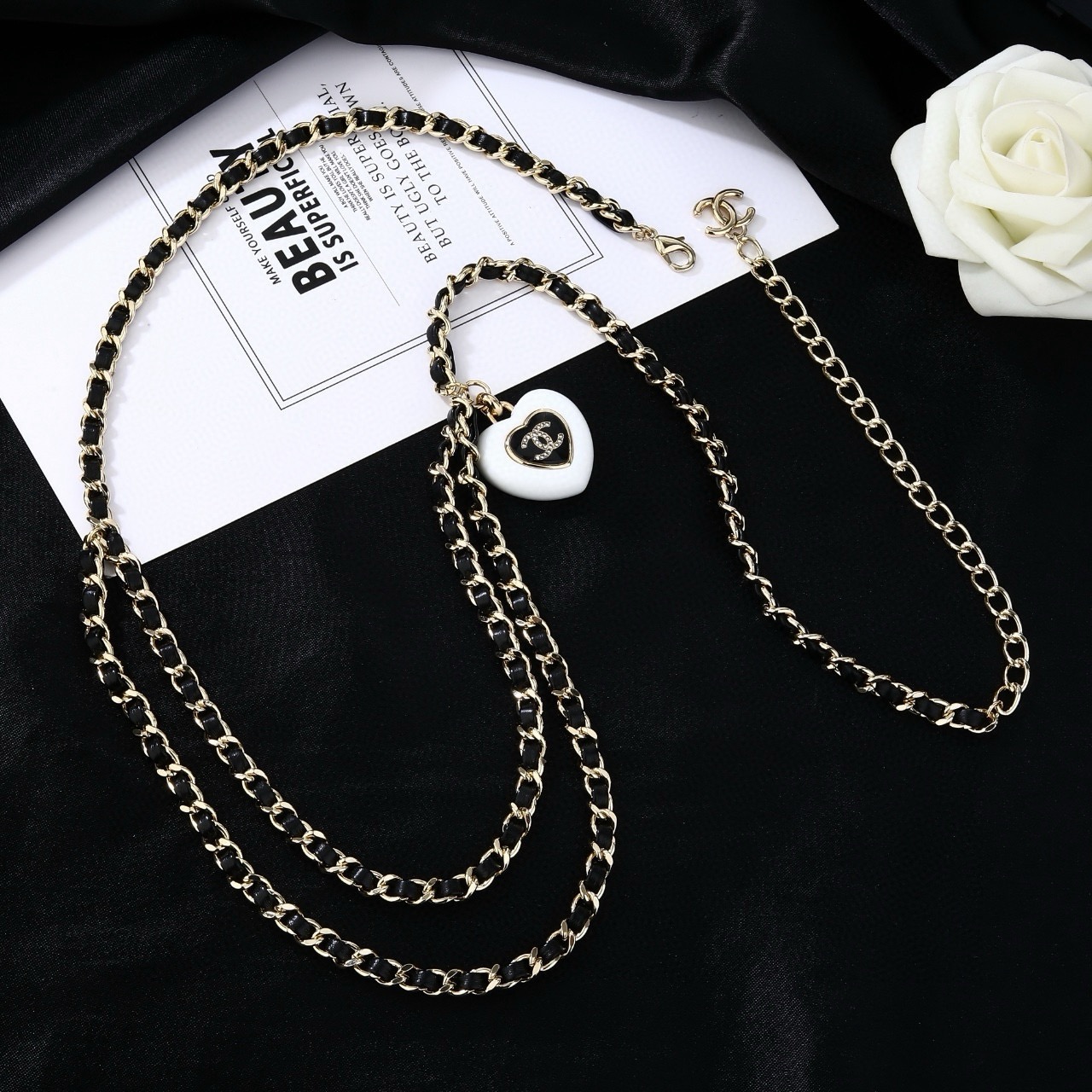 小香 Chanel 新品腰链 代购级别 一比一品质 香奈鹅 系列 风格高级百搭 高级感爆棚 现货