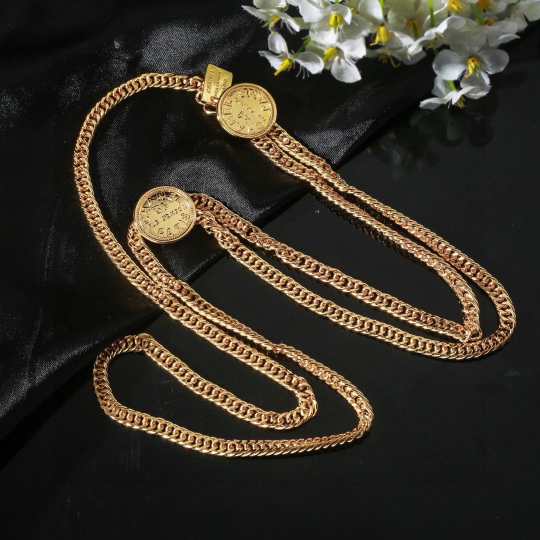 小香 Chanel 新品中古腰链 代购级别 一比一品质 香奈鹅 系列 经典cc logo 风格高级百搭 