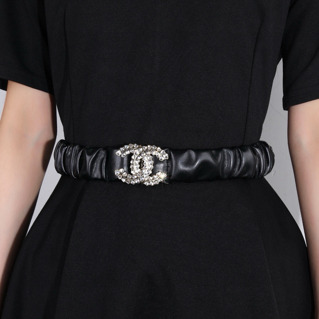 小香 Chanel 新品腰链 代购级别 一比一品质 香奈鹅 系列 风格高级百搭 高级感爆棚 现货