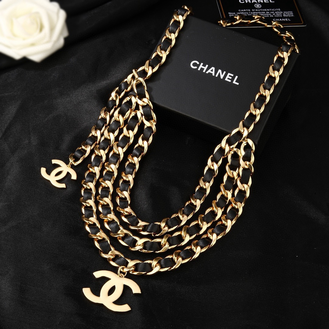 香奈儿 Chanel腰链 精选小羊皮 采用原版一致黄铜材质 电镀18K金 超级重工的一款腰链 力求完美 