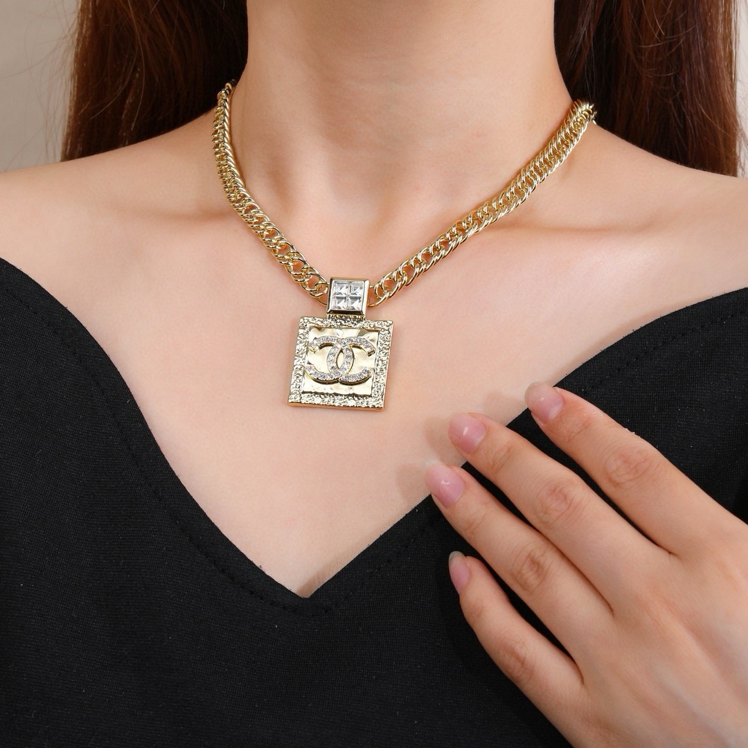 Chanel Haute Couture Haute Joaillerie Fine Jewelry Earrings Necklace 8