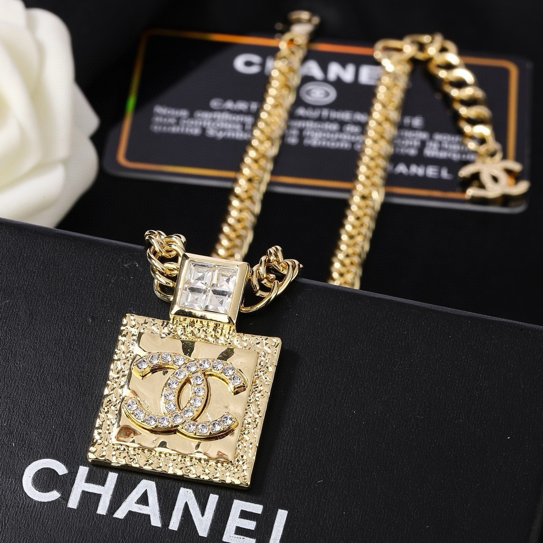 Chanel Haute Couture Haute Joaillerie Fine Jewelry Earrings Necklace 6