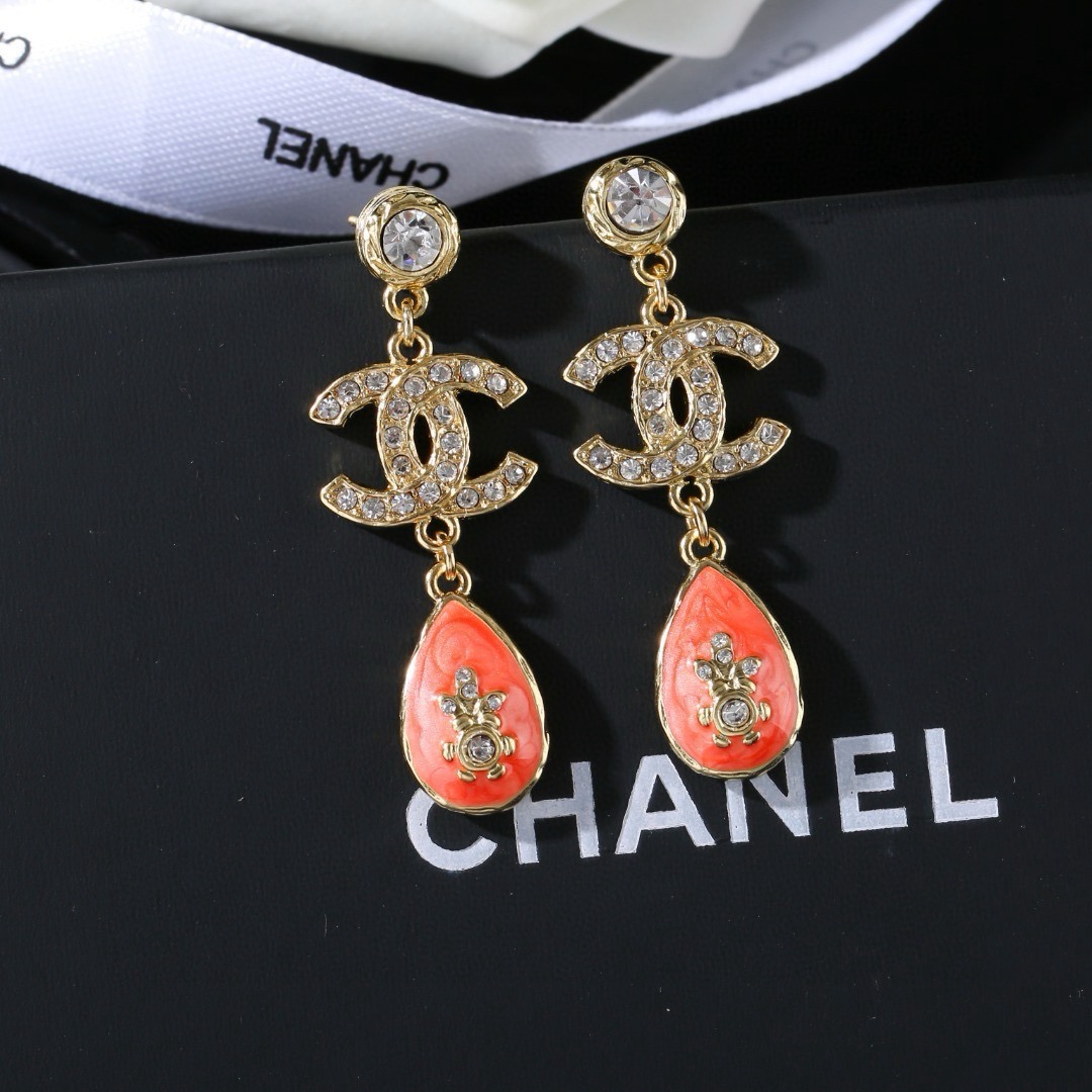 小香 Chanel 新款耳环  专柜同步上市 双C 耳钉 精工打造原版一致黄铜材质