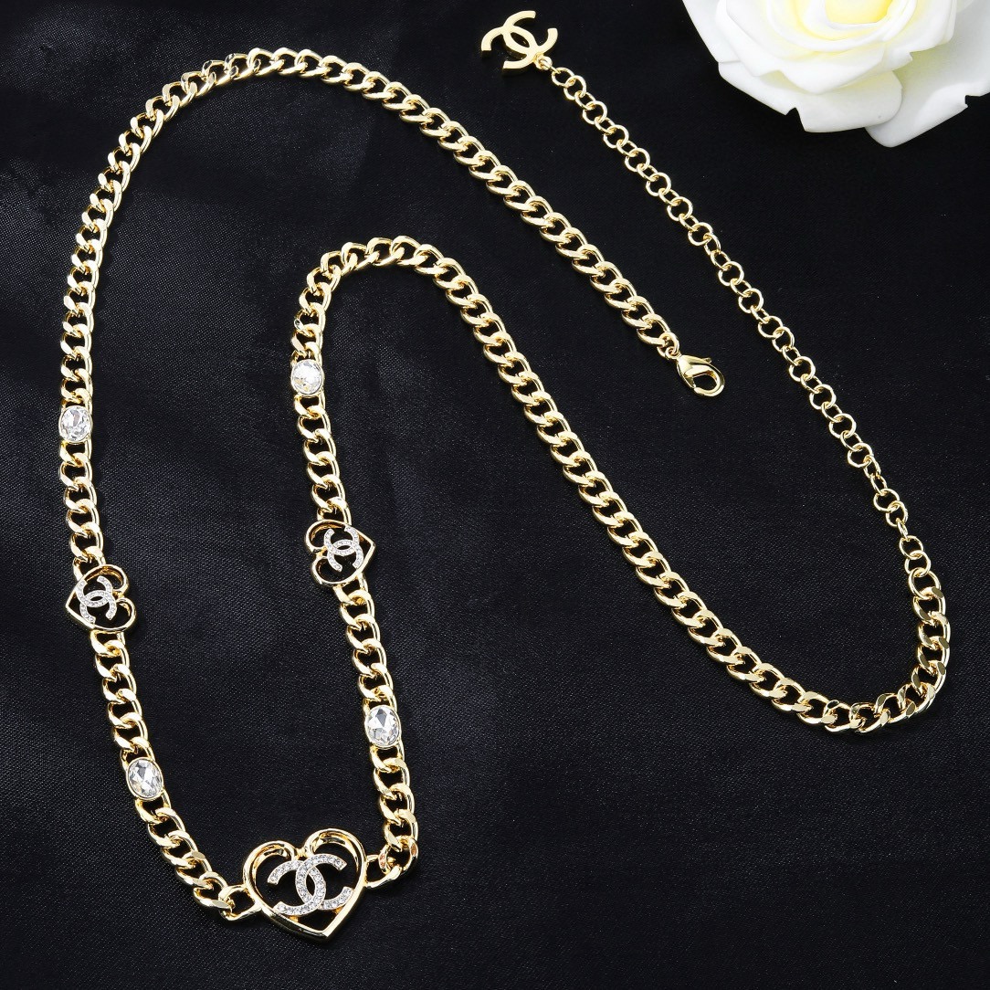 小香 Chanel 新品爱心💗腰链 代购级别 一比一品质 香奈鹅 系列 经典cc logo 风格高级百搭