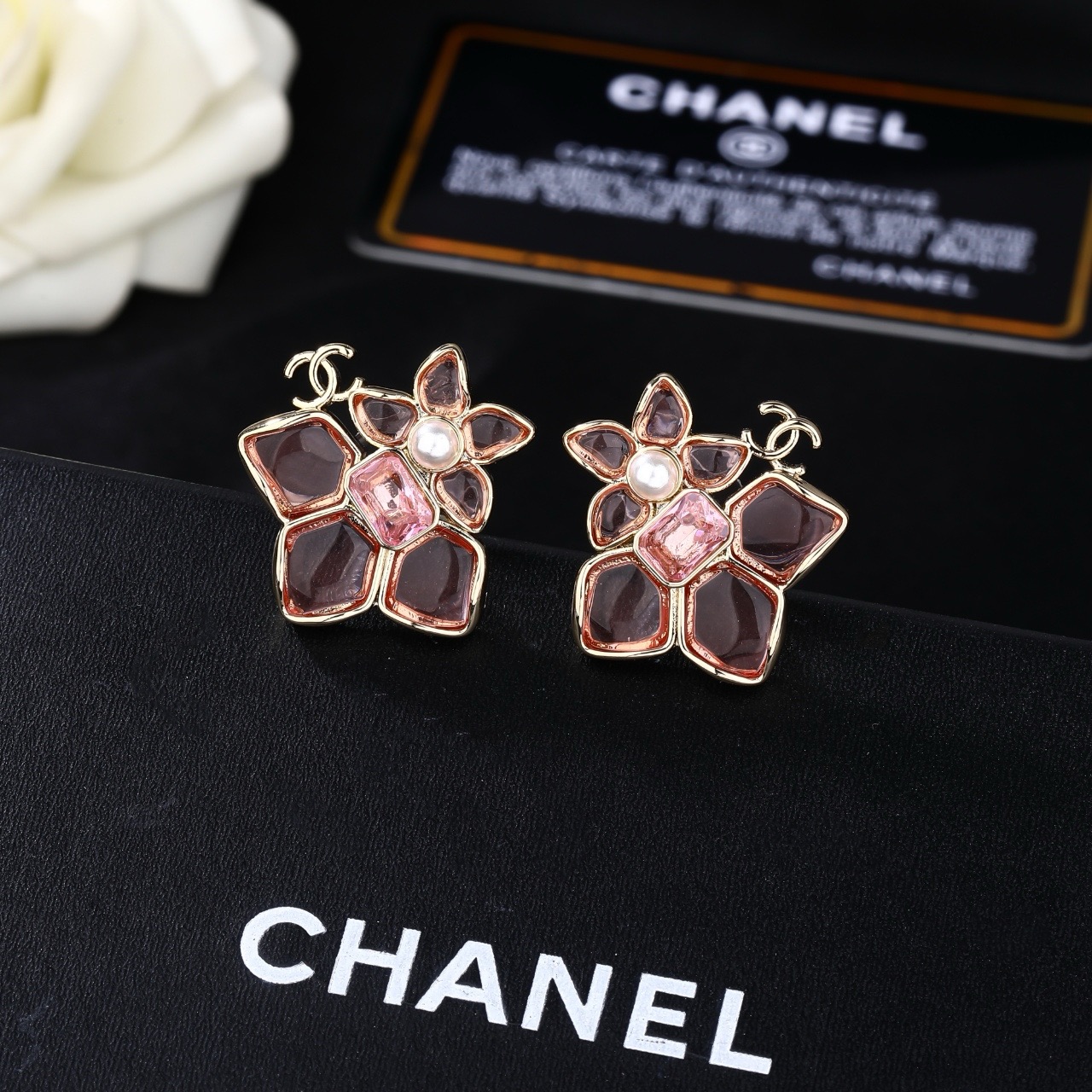 小香 Chanel 新款耳环  专柜同步上新 双C耳钉 精工打造原版一致黄铜材质