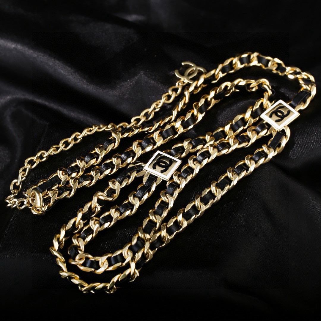 小香 Chanel 新款腰链  专柜同步上新 双C皮绳链条⛓️腰链 精工打造原版一致黄铜材质