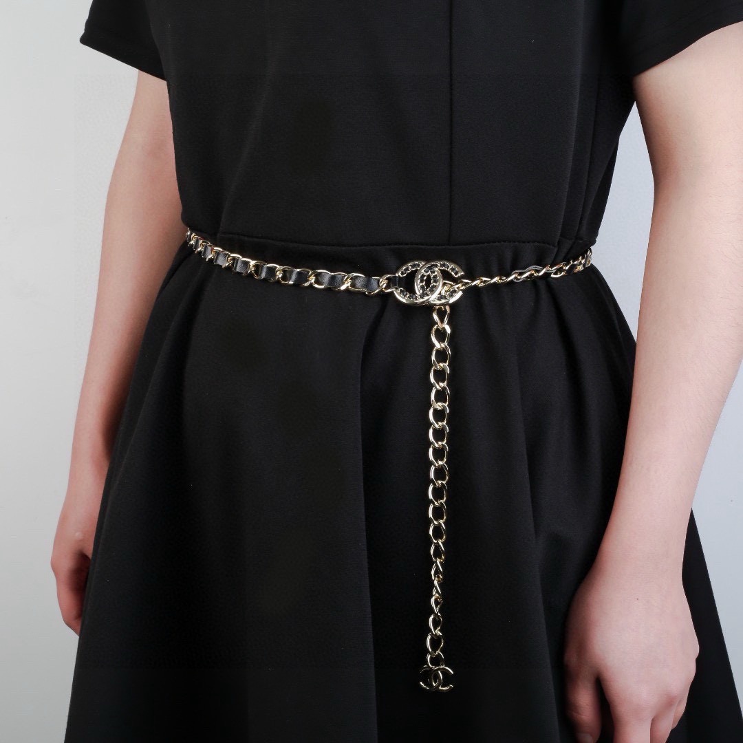 小香 Chanel 新品腰链 代购级别 一比一品质 香奈鹅 系列 经典cc logo 风格高级百搭 高级