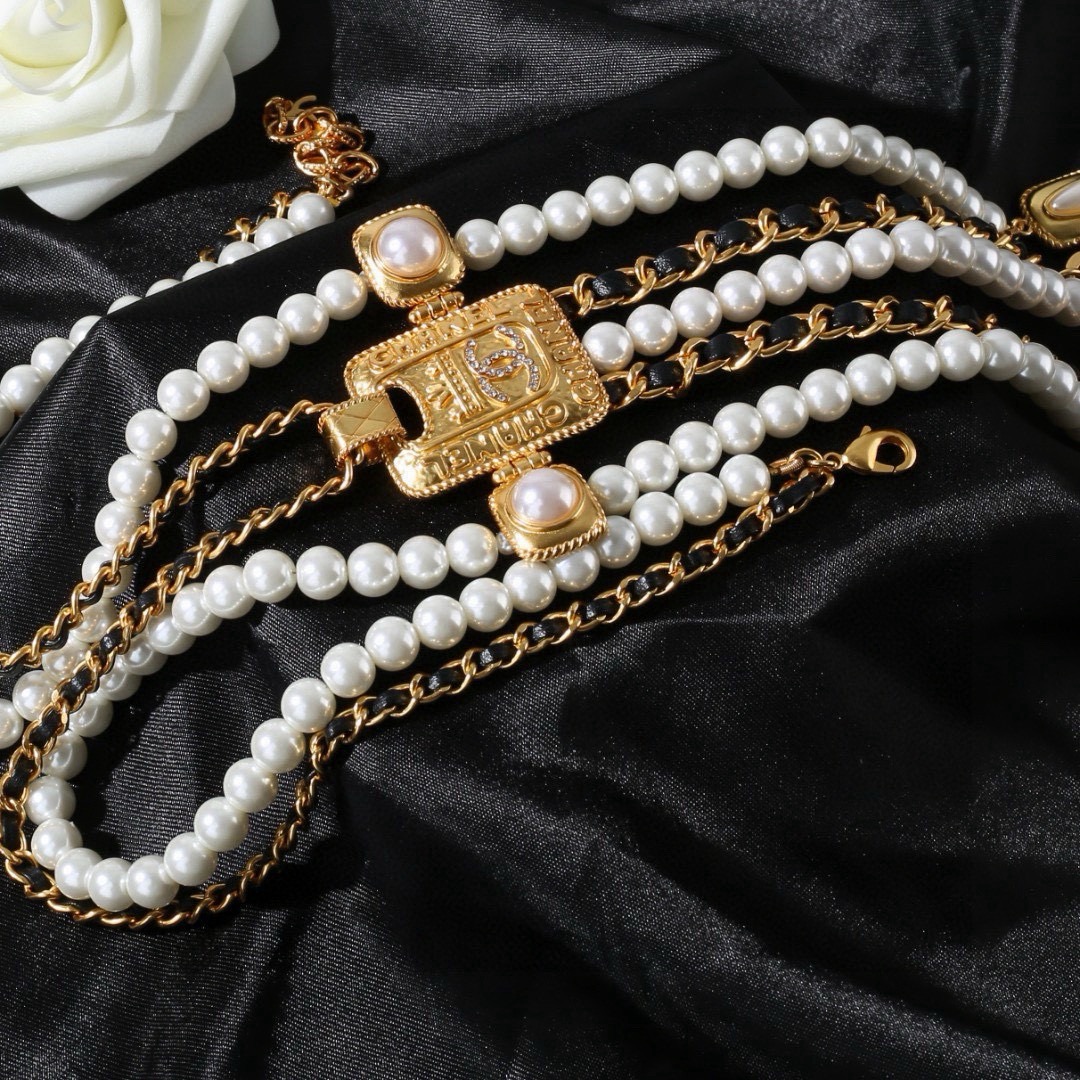 小香 Chanel 新款项链  专柜同步上市 双C 流苏 毛衣链 精工打造原版一致黄铜材质