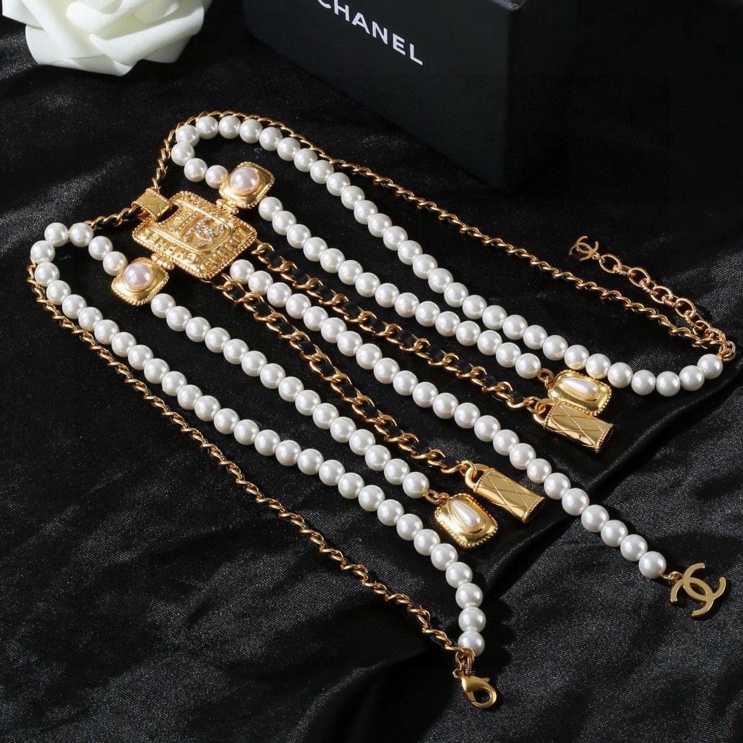 小香 Chanel 新款项链  专柜同步上市 双C 流苏 毛衣链 精工打造原版一致黄铜材质