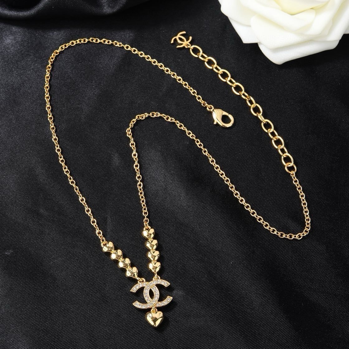 Chanel 复古金属中古包包项链 简约风格超级大气 小香字母项链 代购级别 黄铜材质