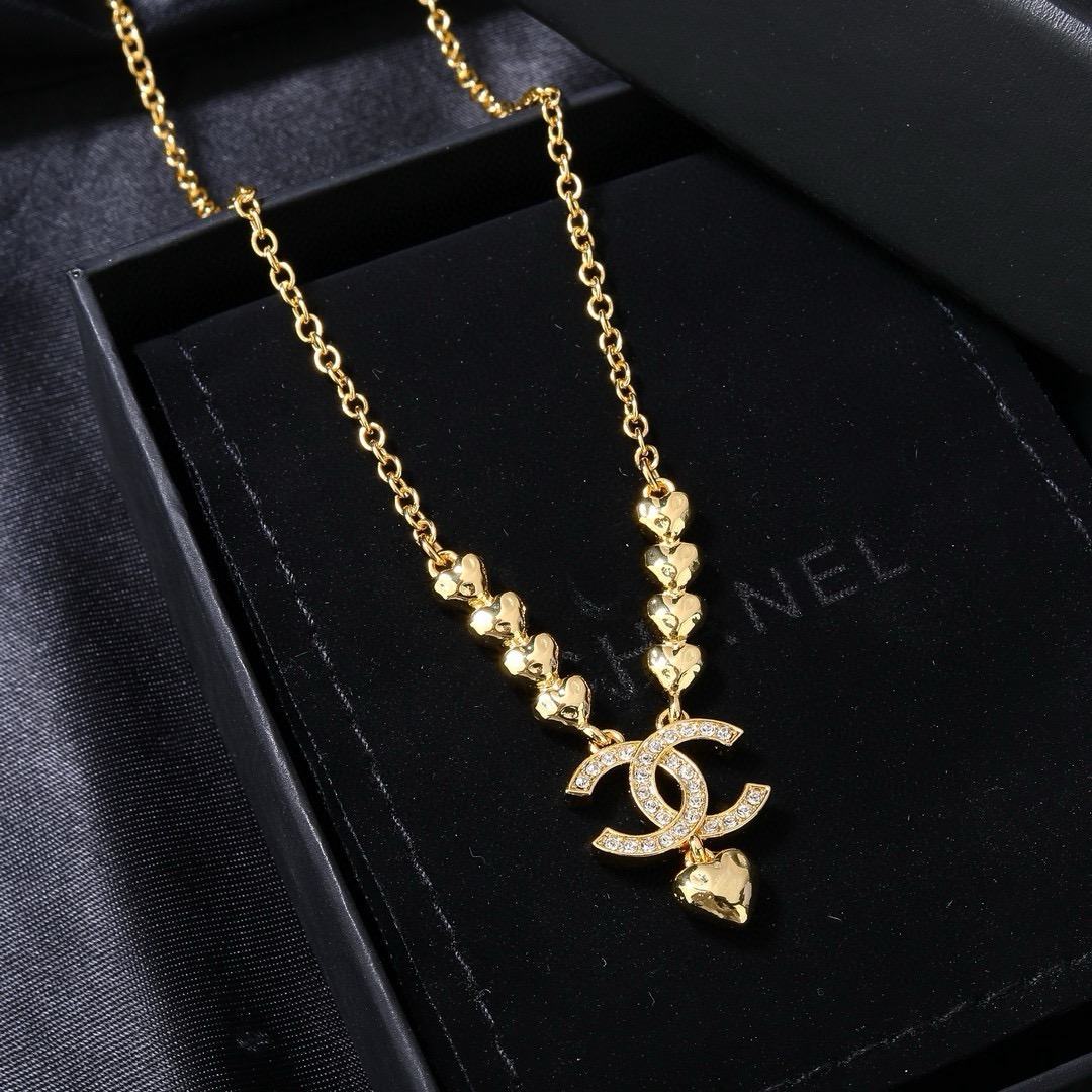 Chanel 复古金属中古包包项链 简约风格超级大气 小香字母项链 代购级别 黄铜材质