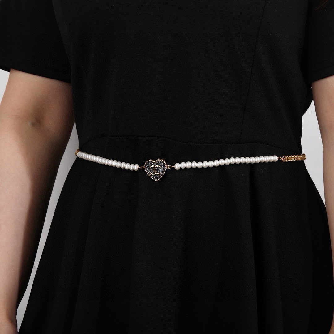 小香 Chanel 新品腰链 代购级别 一比一品质 香奈鹅 系列 经典cc logo 风格高级百搭 高级
