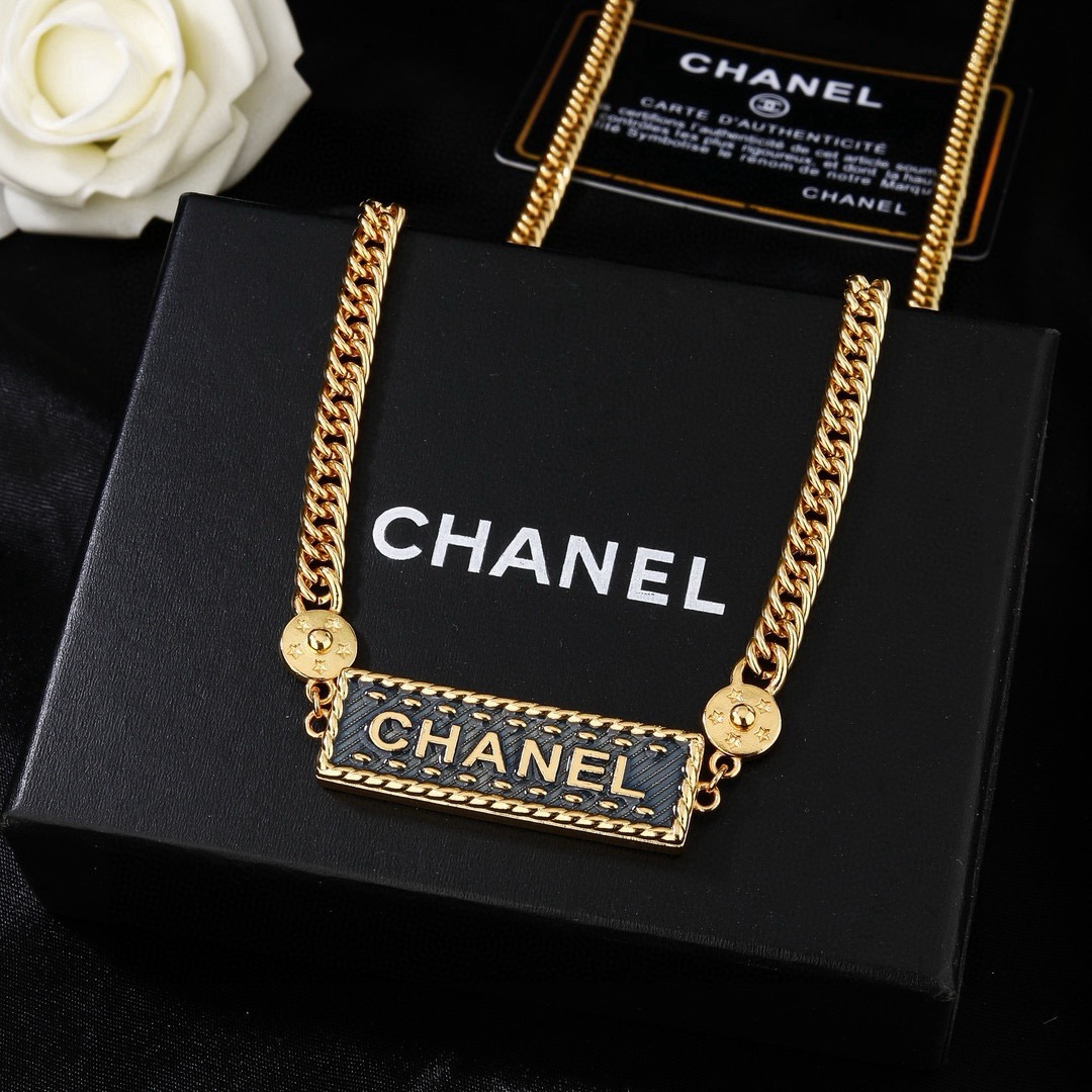 小香 Chanel 新品腰链 代购级别 一比一品质 香奈鹅 系列 风格高级百搭 高级感爆棚 现货