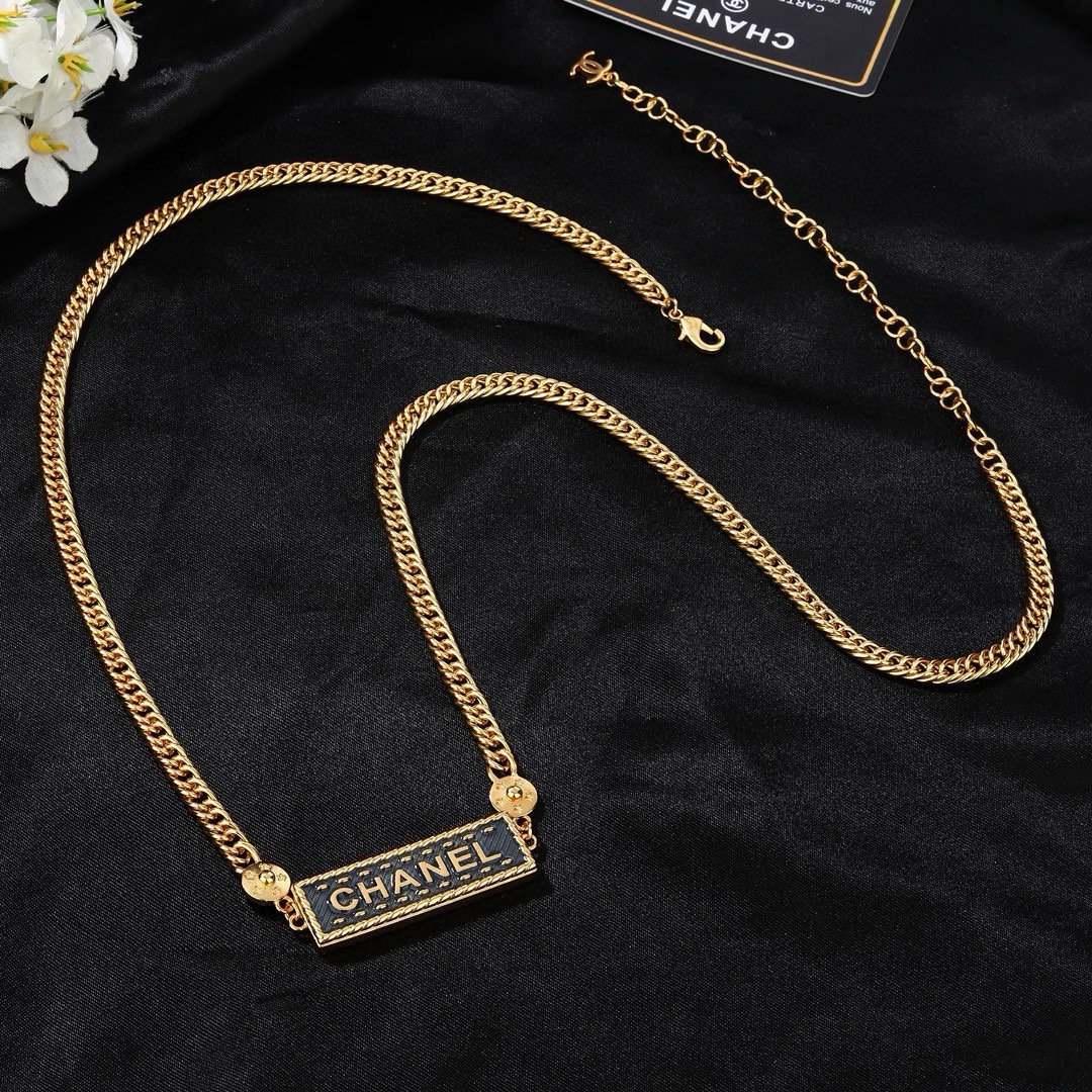 小香 Chanel 新品腰链 代购级别 一比一品质 香奈鹅 系列 风格高级百搭 高级感爆棚 现货