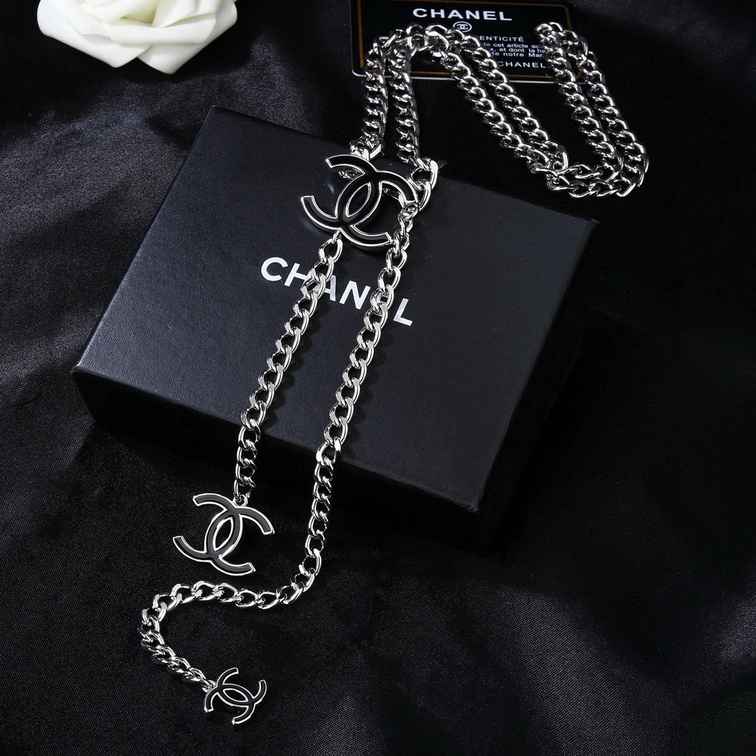 （银色）Chanel 小香腰链 采用原版一致黄铜材质 电镀18K金 超级重工的一款腰链 力求完美 做到1