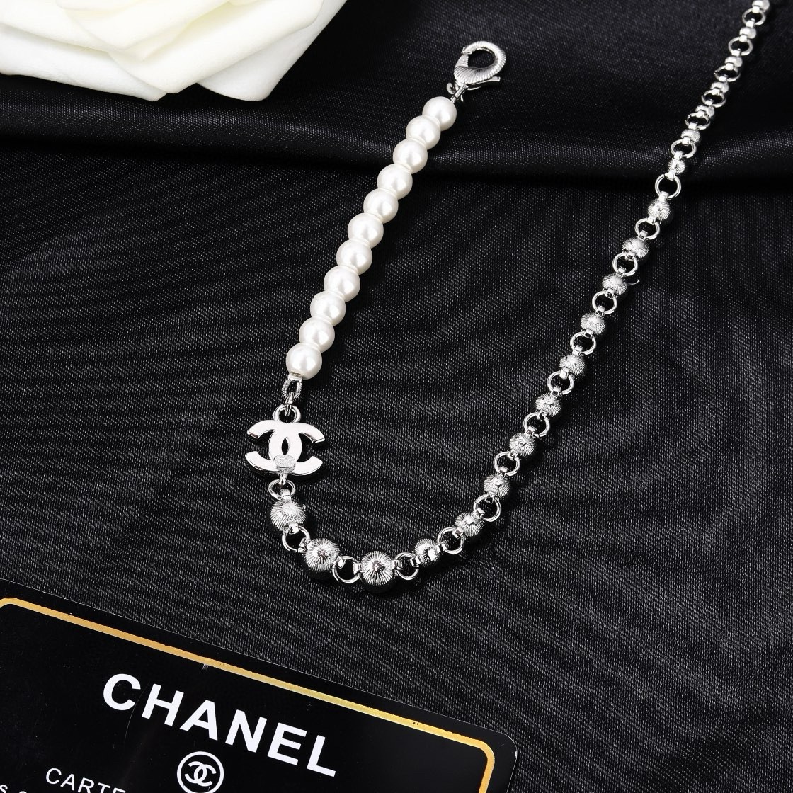 小香 Chanel 新款项链  专柜同步上市 双C 颈链 锁骨链 精工打造原版一致黄铜材质