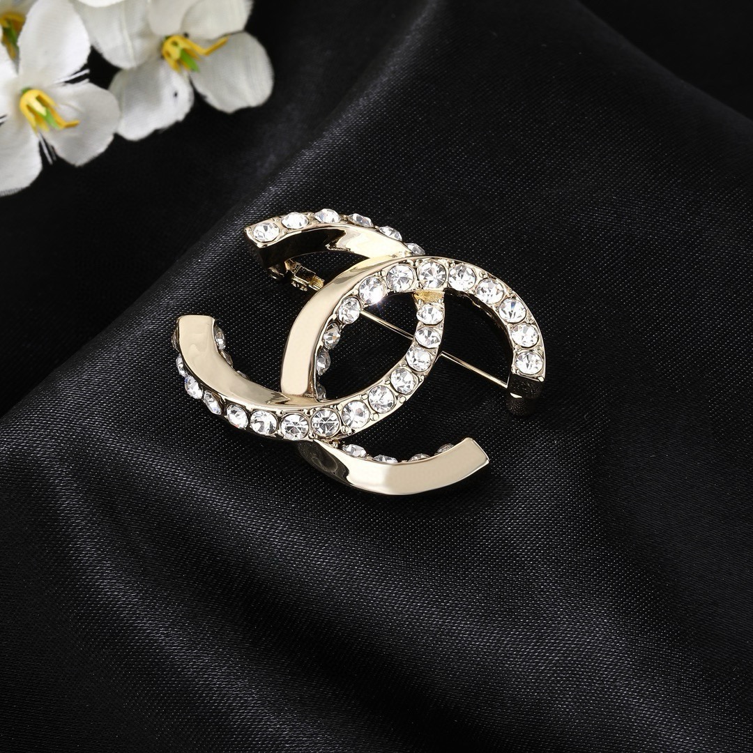 小香 双C胸针 今日新品 必备 官网新款 同步上新 新款项链原版定制 仙女本仙❤