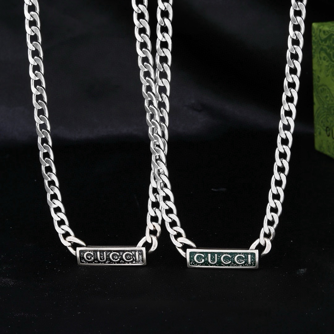 Gucci 古驰  项链最新火爆开启  双G  项链 绝对是古驰的风格🔹夸张、重装饰、 超级好看🔹代购级