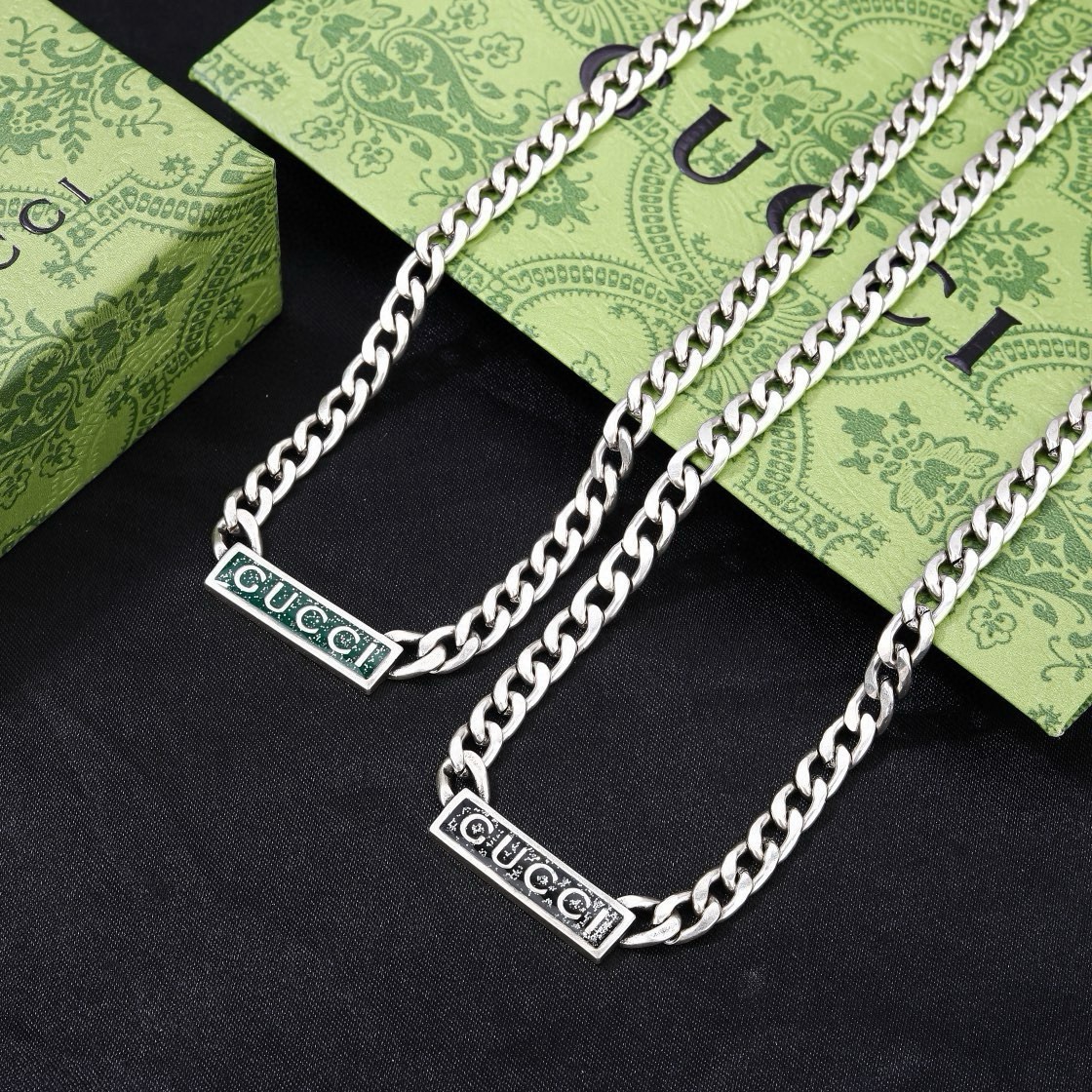 Gucci 古驰  项链最新火爆开启  双G  项链 绝对是古驰的风格🔹夸张、重装饰、 超级好看🔹代购级