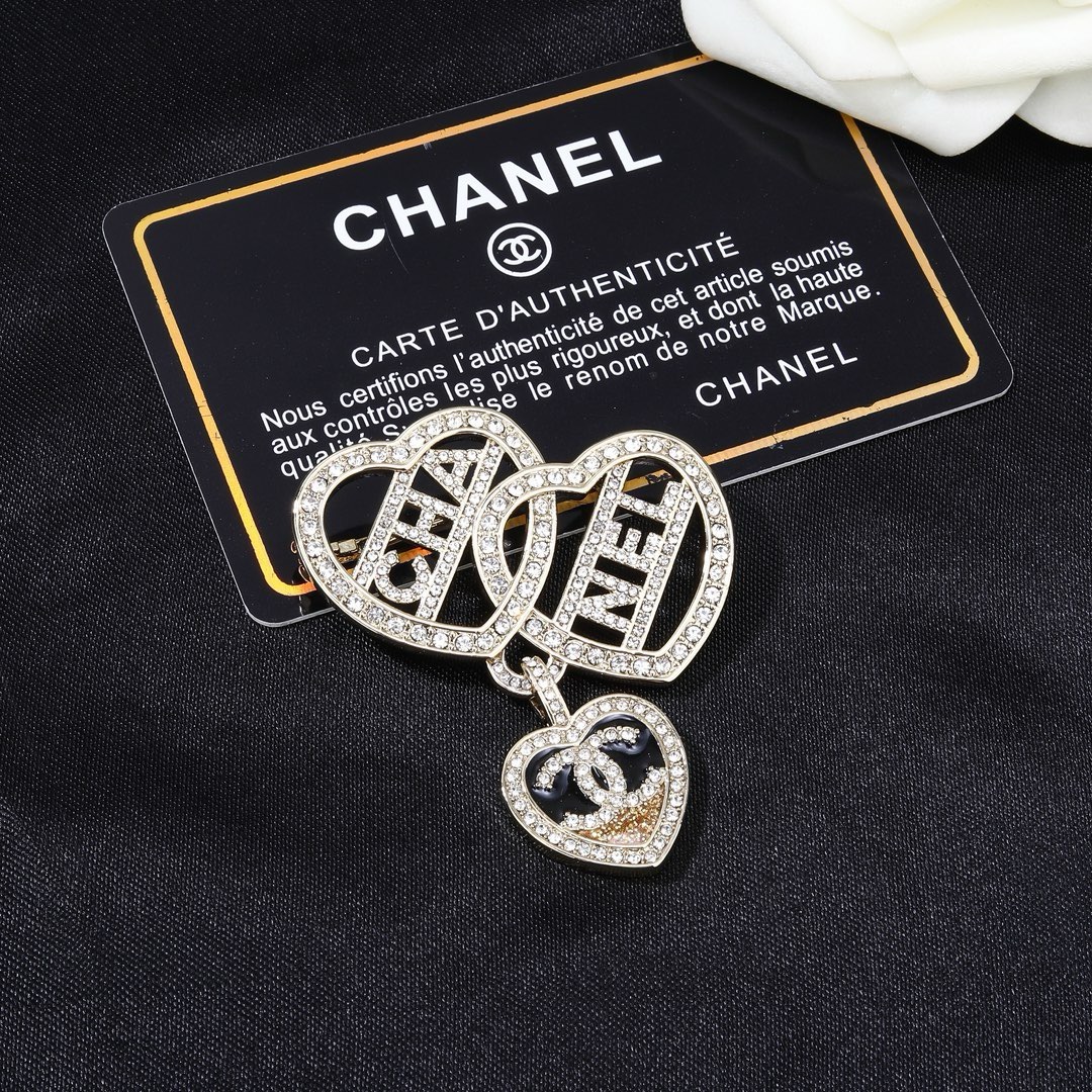 小香 Chanel 新款胸针 专柜同步上新 双C胸针 精工打造原版一致黄铜材质
