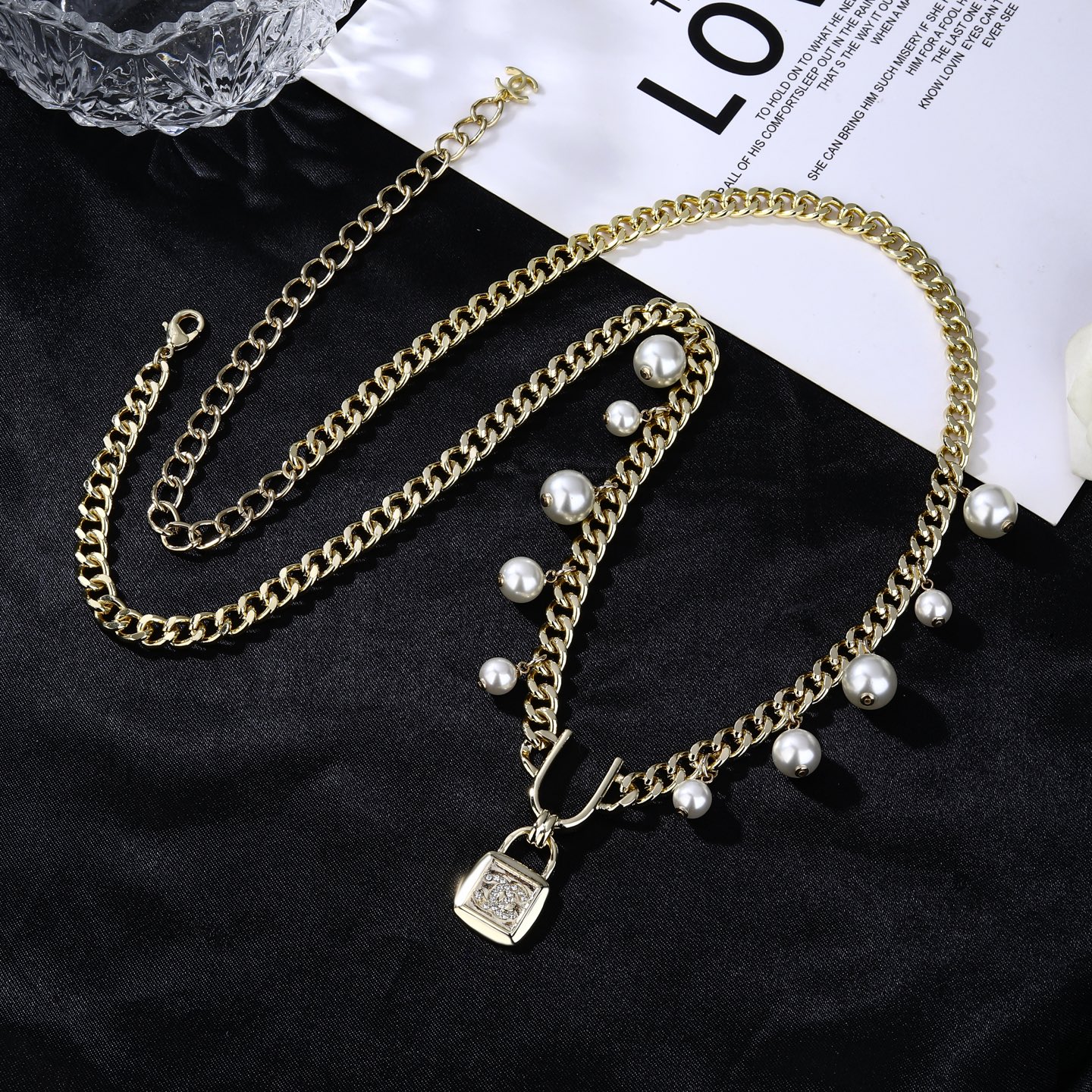 小香 Chanel 新品腰链 代购级别 一比一品质 香奈鹅 系列 风格高级百搭 高级感爆棚 现货 立即抢购👉