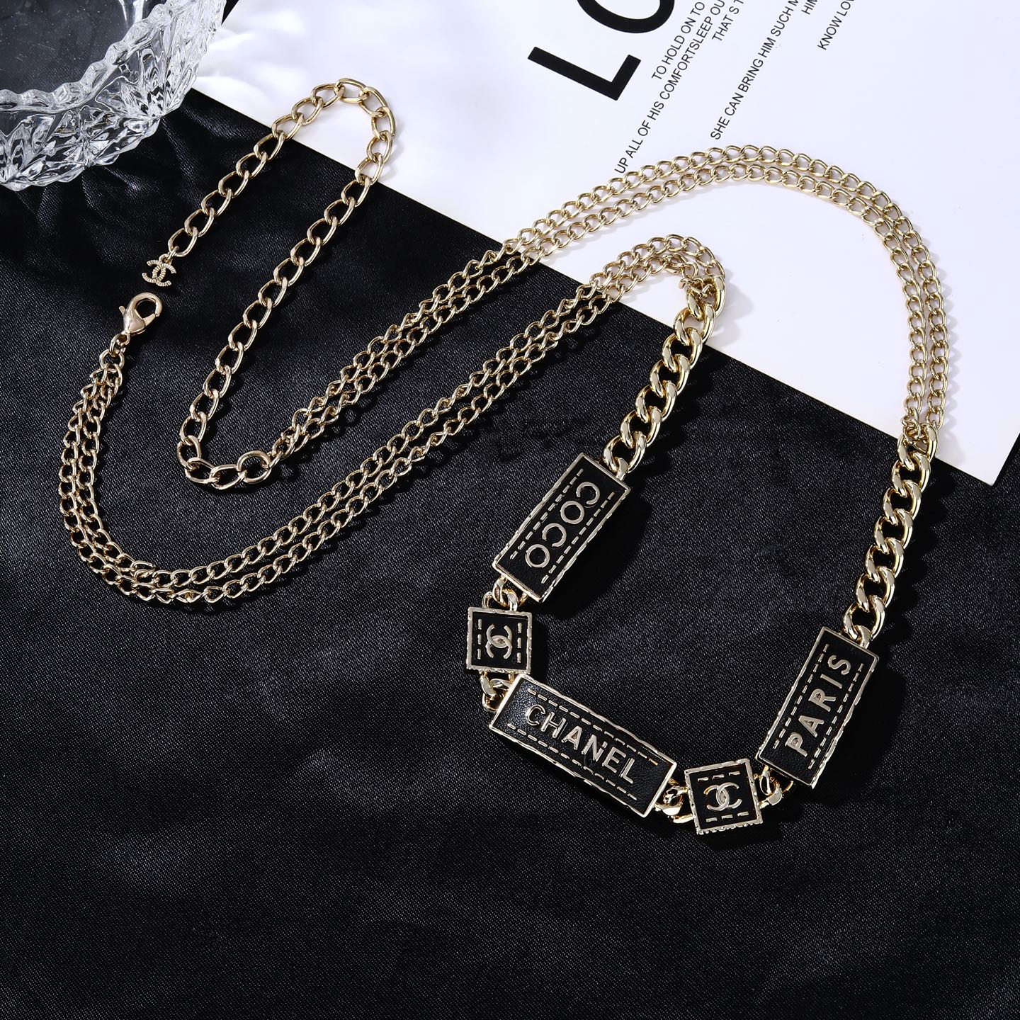 小香 Chanel 新品腰链 代购级别 一比一品质 香奈鹅 系列 风格高级百搭 高级感爆棚 现货 立即抢购👉