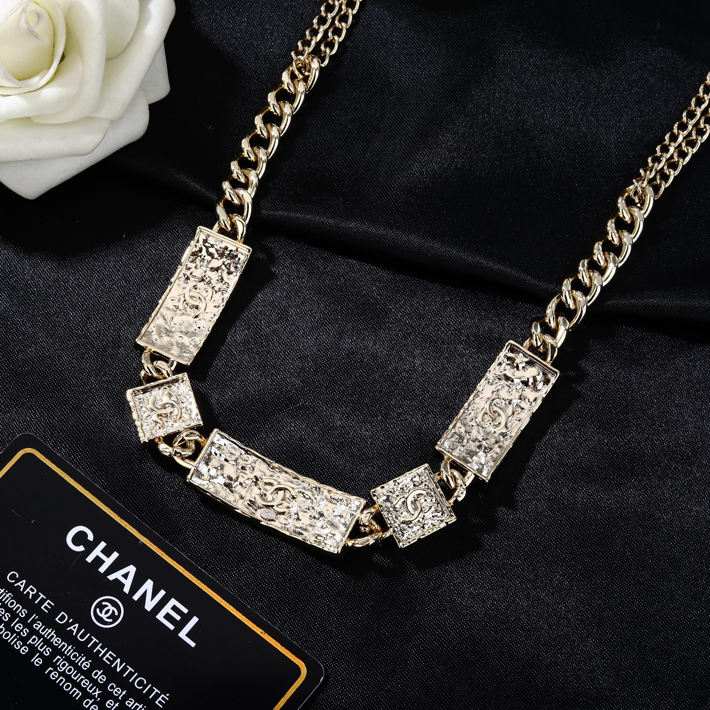 小香 Chanel 新品腰链 代购级别 一比一品质 香奈鹅 系列 风格高级百搭 高级感爆棚 现货 立即抢购👉