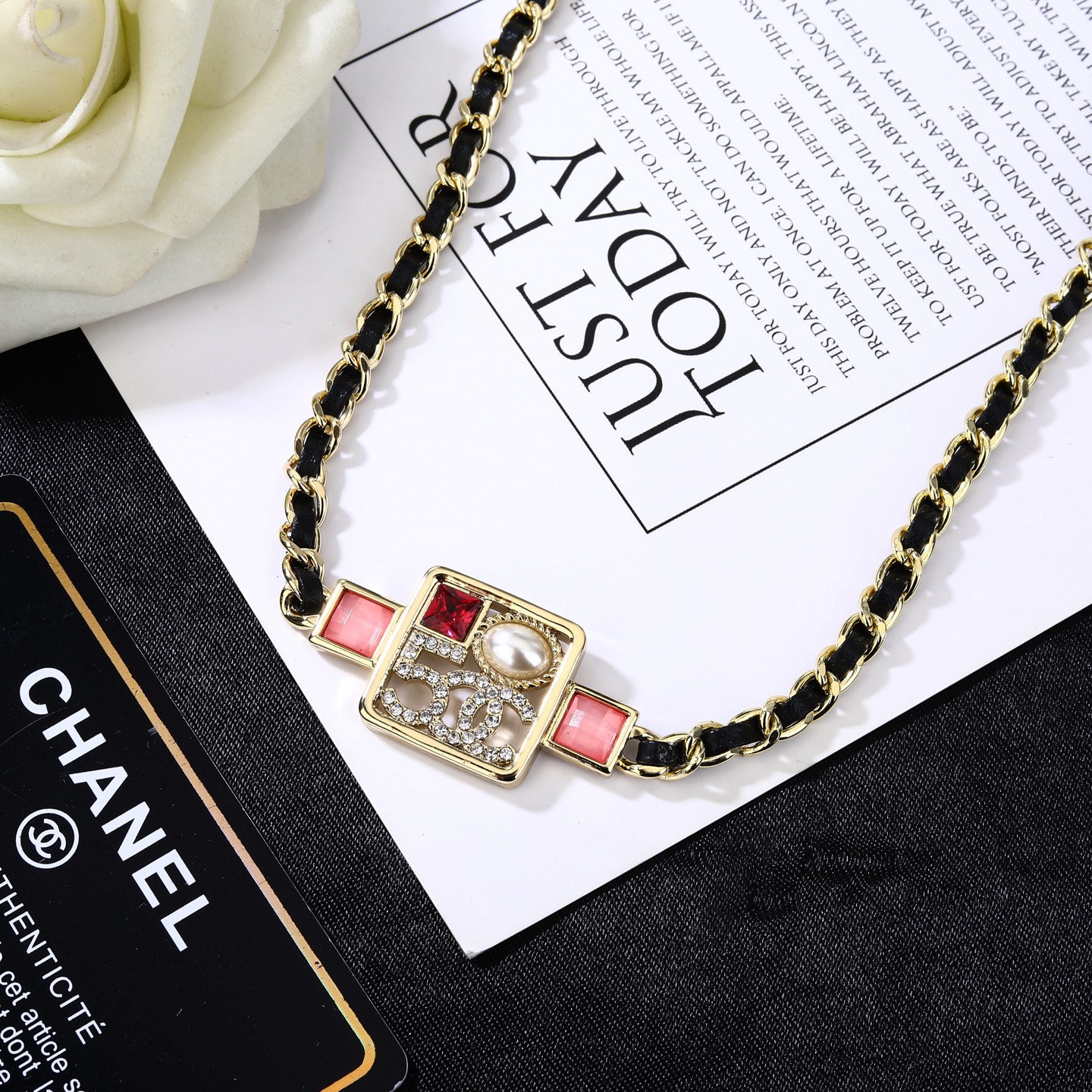 小香 Chanel 新品腰链 代购级别 一比一品质 香奈鹅 系列 风格高级百搭 高级感爆棚 现货 立即抢购👉