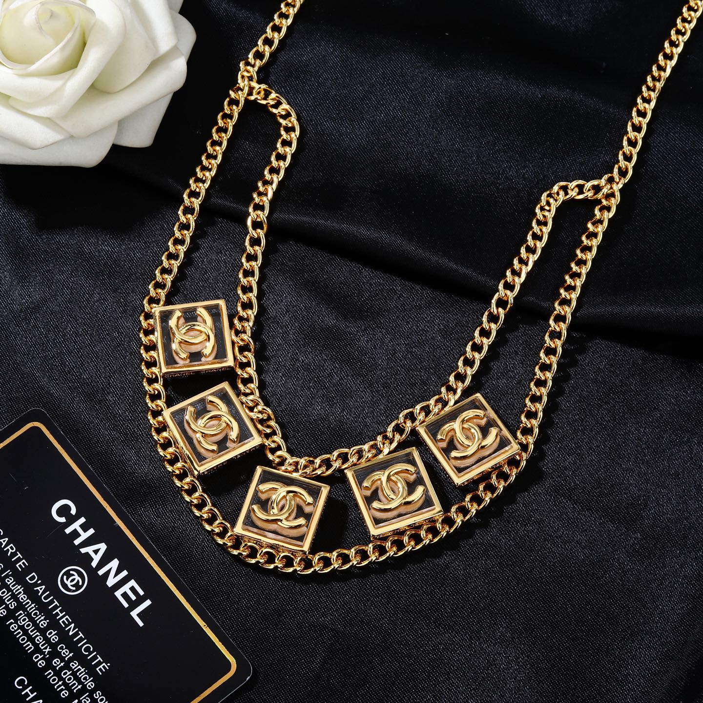 小香 Chanel 新品腰链 代购级别 一比一品质 香奈鹅 系列 风格高级百搭 高级感爆棚 现货 立即抢购👉
