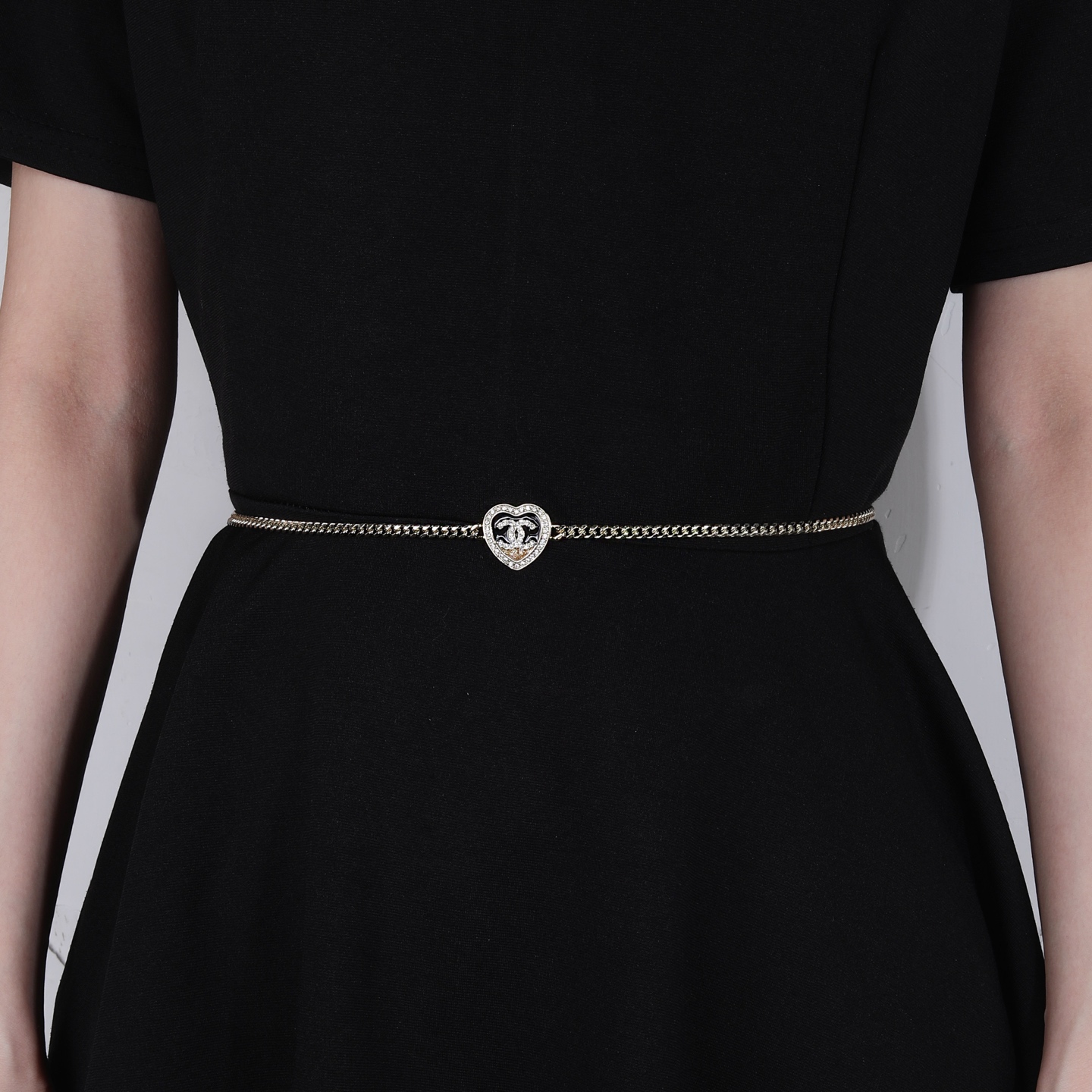 Chanel Goose Heart CC Choker necklace light gold metal black enamel clear crystal rhinestones 40cm with 5cm extender