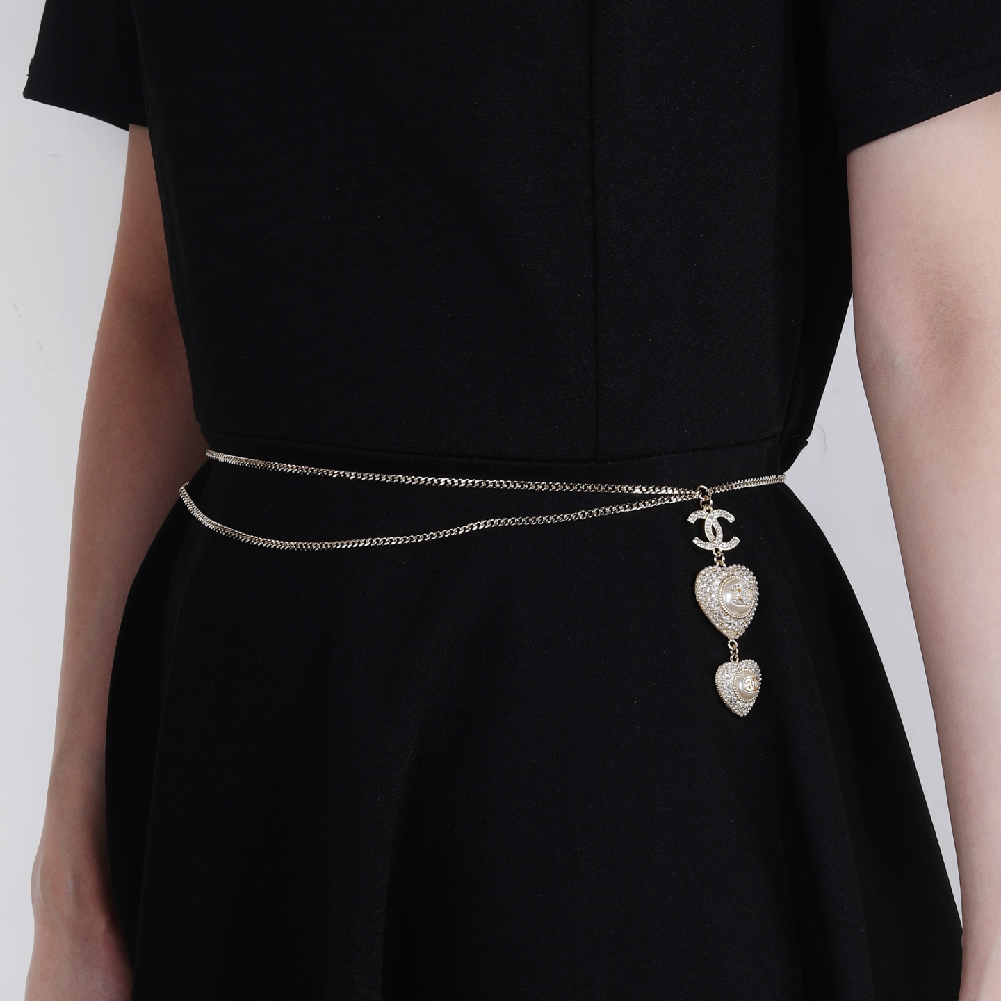 Chanel Goose Double Heart CC Charm Waist Chain necklace Gold-tone metal clear crystal cream faux pearl 80cm