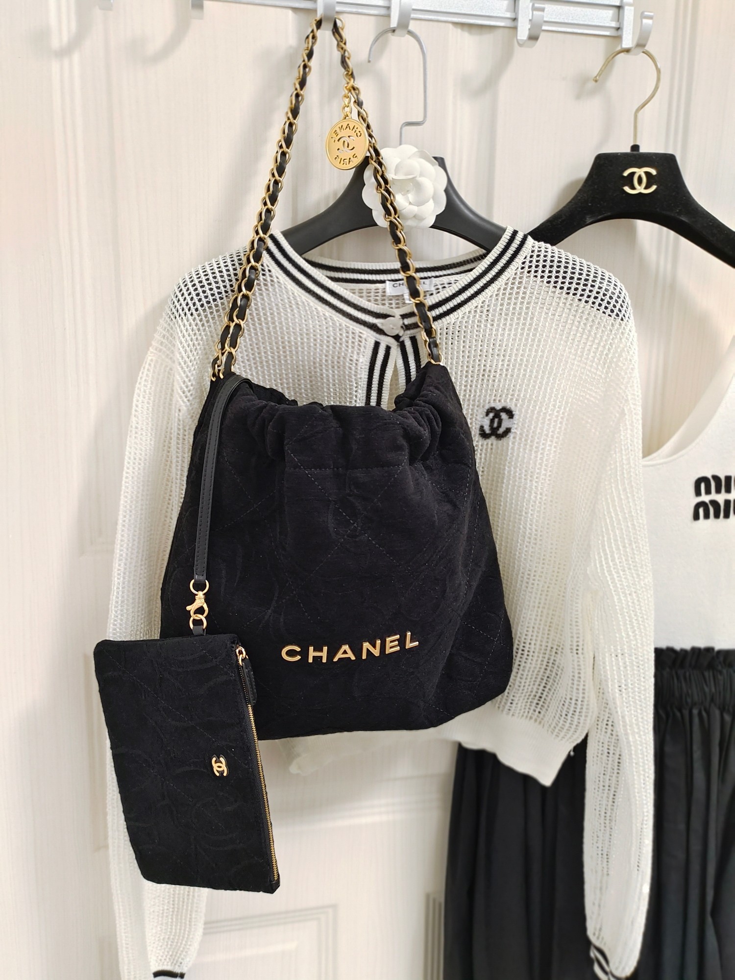 23k Chanel 22bag garbage bag denim camellia black