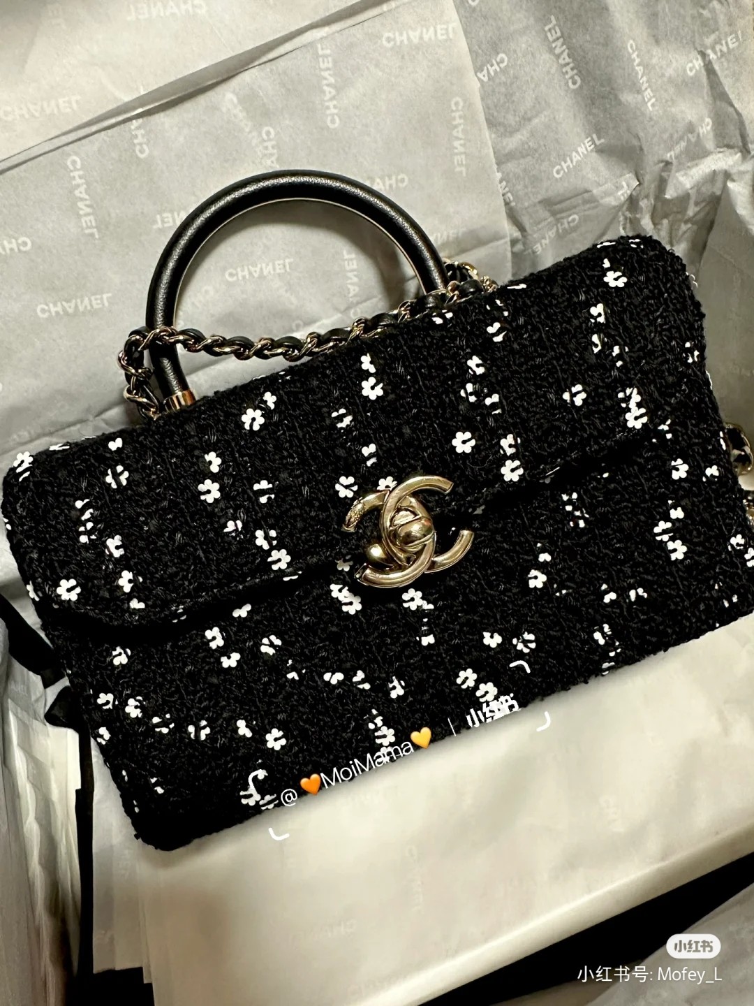 Small fragrant tweed Chanel snowflake black small size 17cm so beautiful
