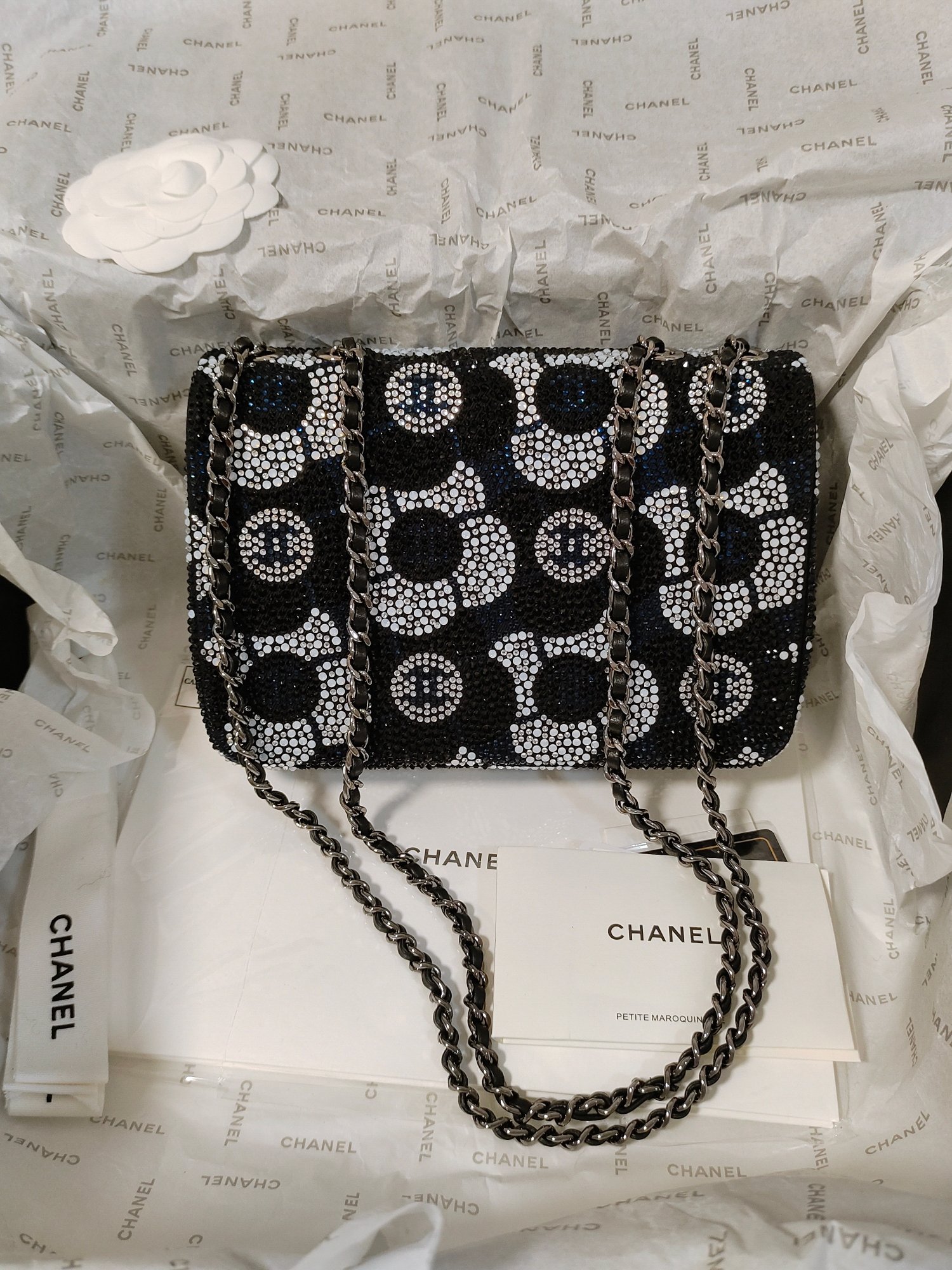 Handicraft Chanel 23k cf Advanced Handicraft Workshop Evening Bag Diamond Blue Small size 20cm