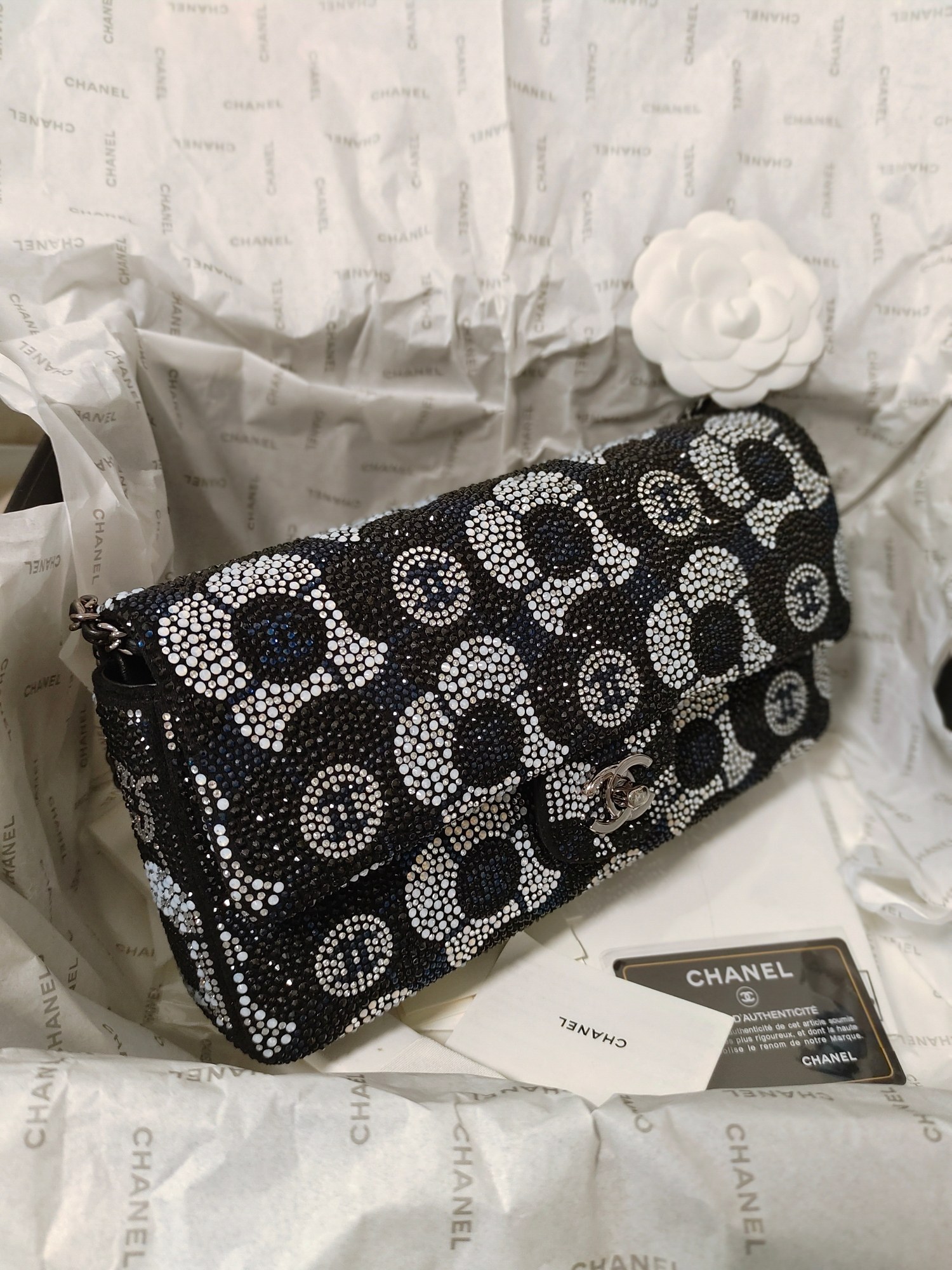 Handmade small fragrance Chanel 23k high-end handicraft workshop armpit bag/evening bag diamond blue 26cm