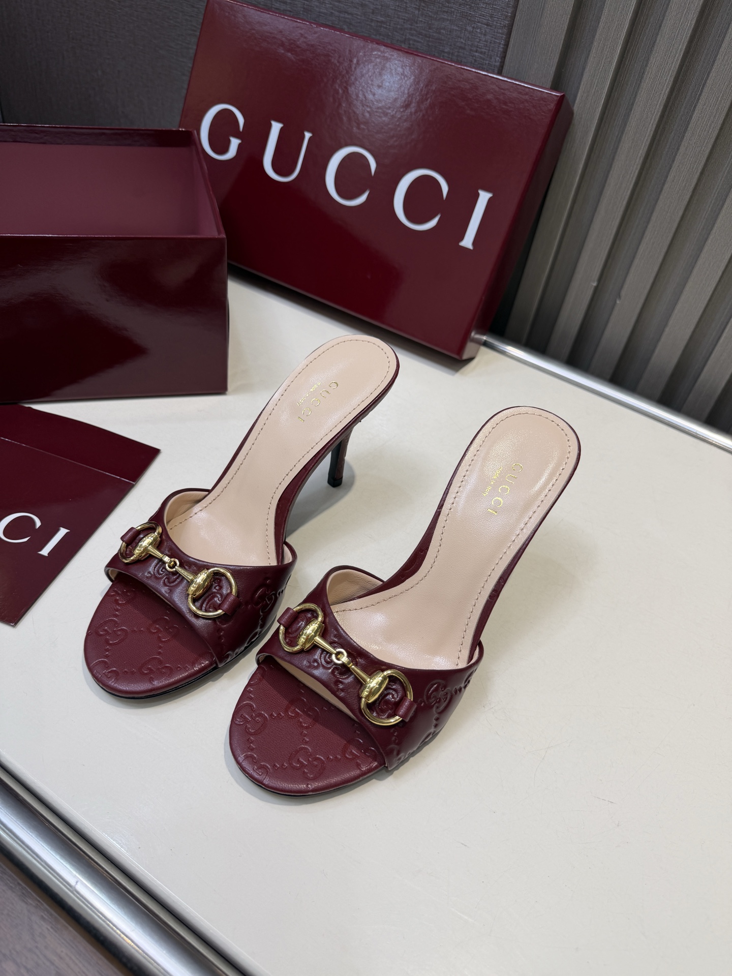 NO:871162,G’s new arrival, embossed sheepskin material, heel height 8.5Cm, size 35-52 (35, 40, 42, 42 customized) (no negotiation), high heels, gucci, high heels, sheepskin19860909G家上新 压花羊皮材质 跟高8.5Cm 码数35-52（35、40、42、42定制）（不议价）,高跟鞋,gucci,high heels,sheepskin,Women's Shoes