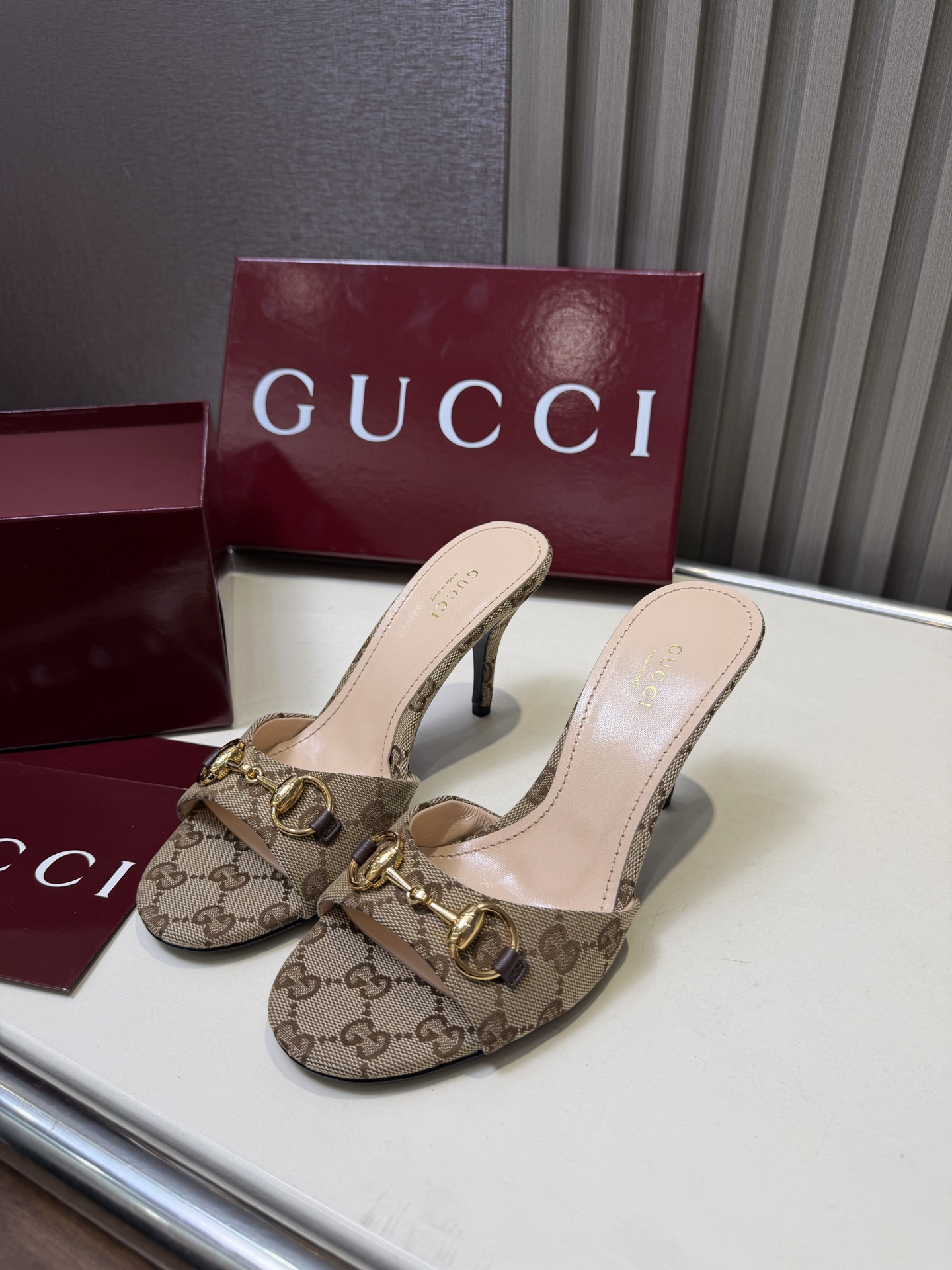 NO:871089,G's new exclusive denim fabric, heel height 8.5Cm, size 35-52 (35, 40, 42, 42 customized) (no negotiation), high heels, gucci, high heels19860909G家上新 专属牛仔布面料 跟高8.5Cm 码数35-52（35、40、42、42定制）（不议价）,高跟鞋,gucci,high heels,Women's Shoes