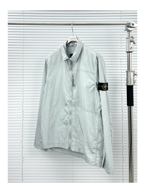 Stone Island Nylon Metal Jacket - Lightweight, Stylish, and Durable 1 Stone Island Nylon Metal Jacket - Lightweight, Stylish, and Durable