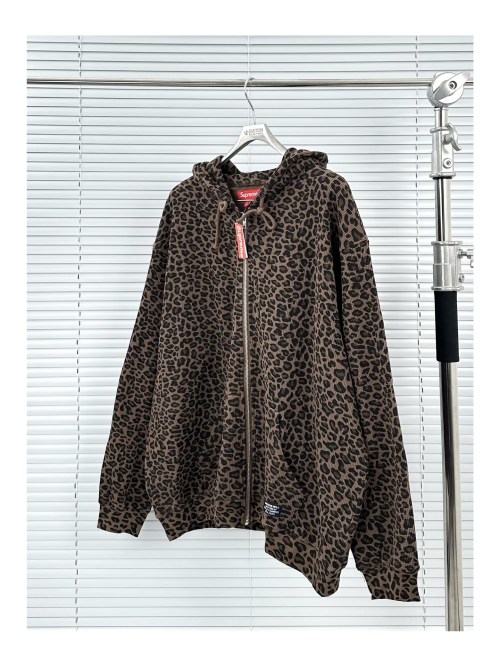 Supreme SS25 Week16 Leopard Print Waffle Knit Thermal Hooded Zip Up 12 Supreme SS25 Week16 Leopard Print Waffle Knit Thermal Hooded Zip Up