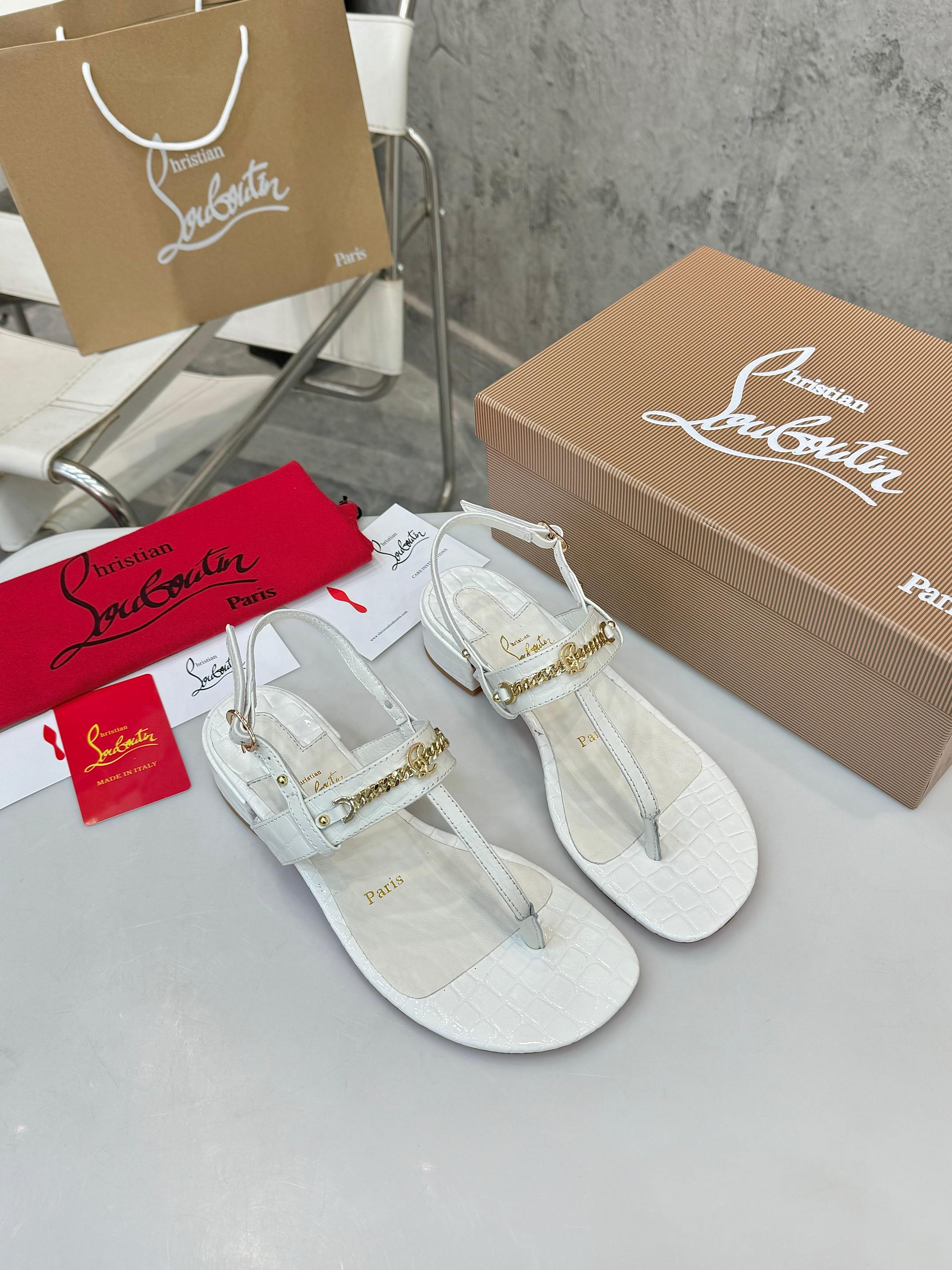 Christian Louboutin White Croc Embossed Leather Block Heel Sandals 4 a1737046855832 4162