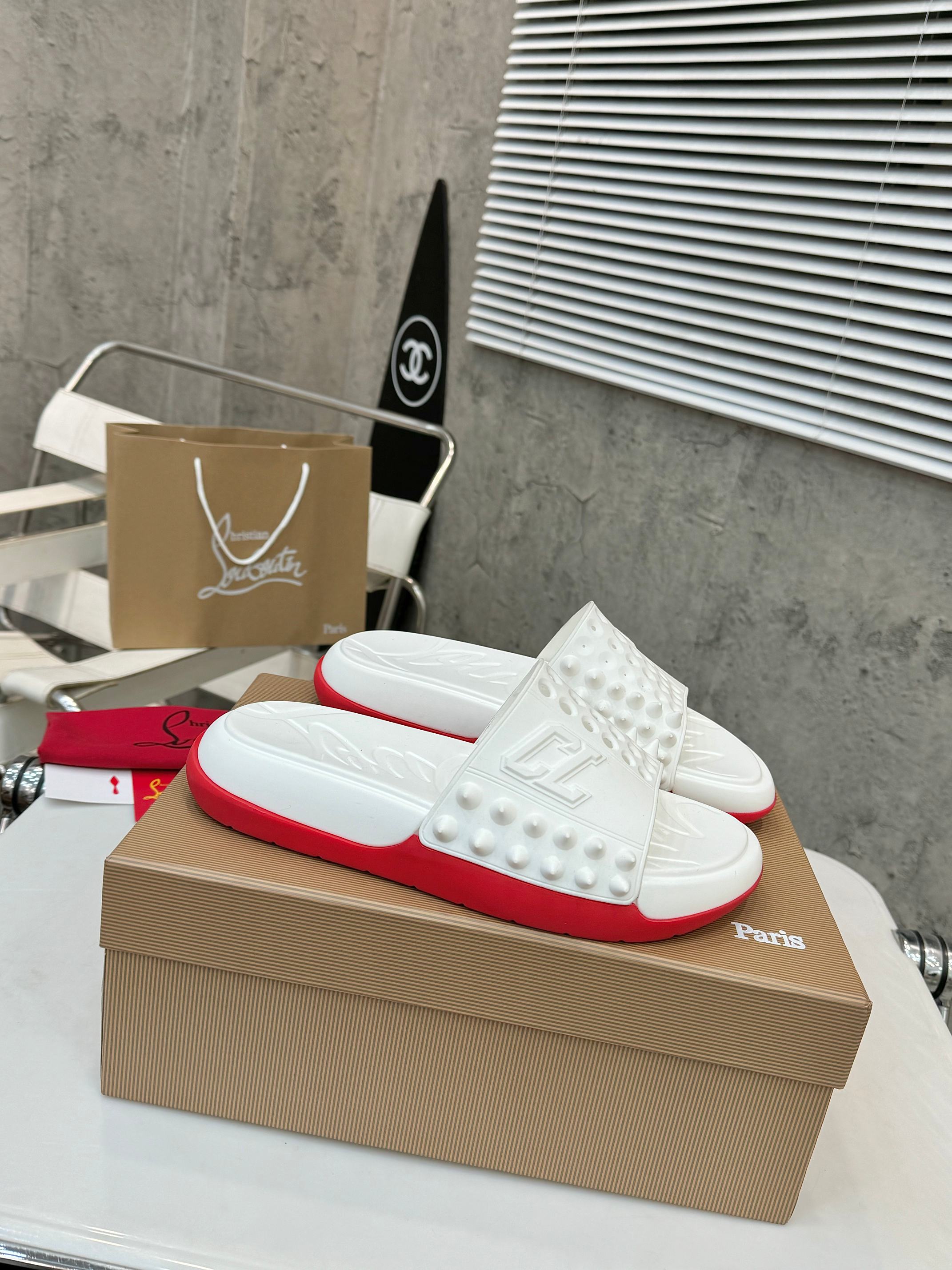 Christian Louboutin Men's White Spike Detail Open Toe Beach Slides 3 a1737527005403 8647
