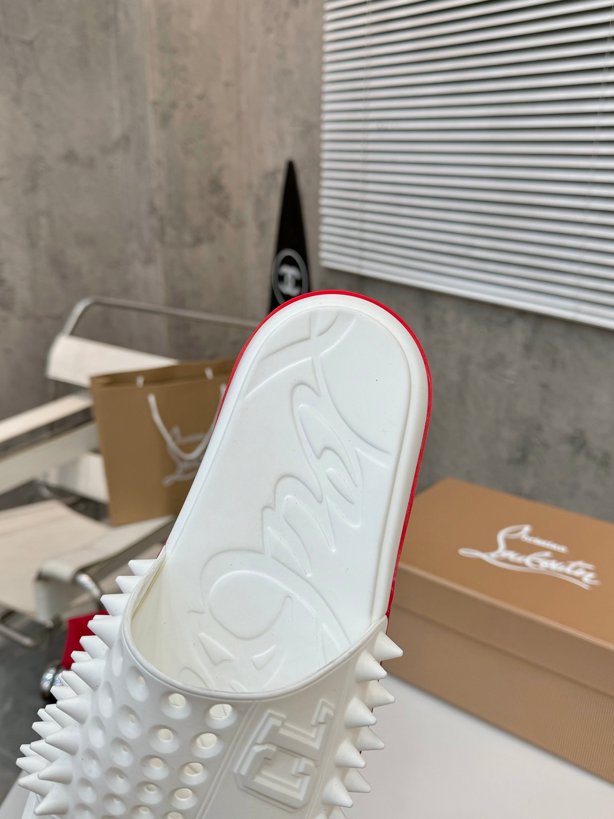 Christian Louboutin Men's White Spike Detail Open Toe Beach Slides 10 a1737527008629 4625