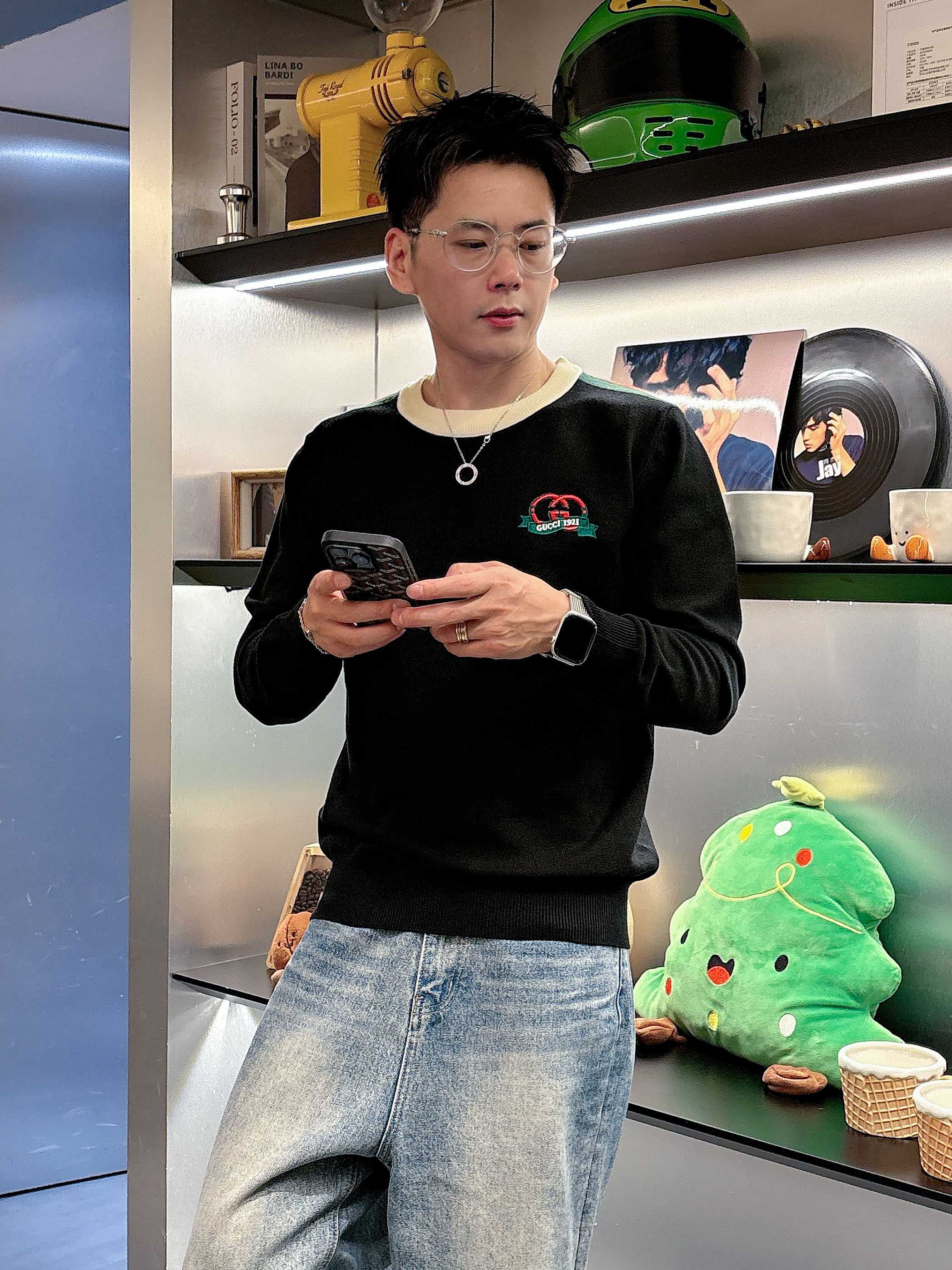 💐古奇 2025秋冬羊毛混纺圆领针织毛衣，采用进口定制纱线，上身舒适保暖，专柜同步在售。三标齐全。码数: