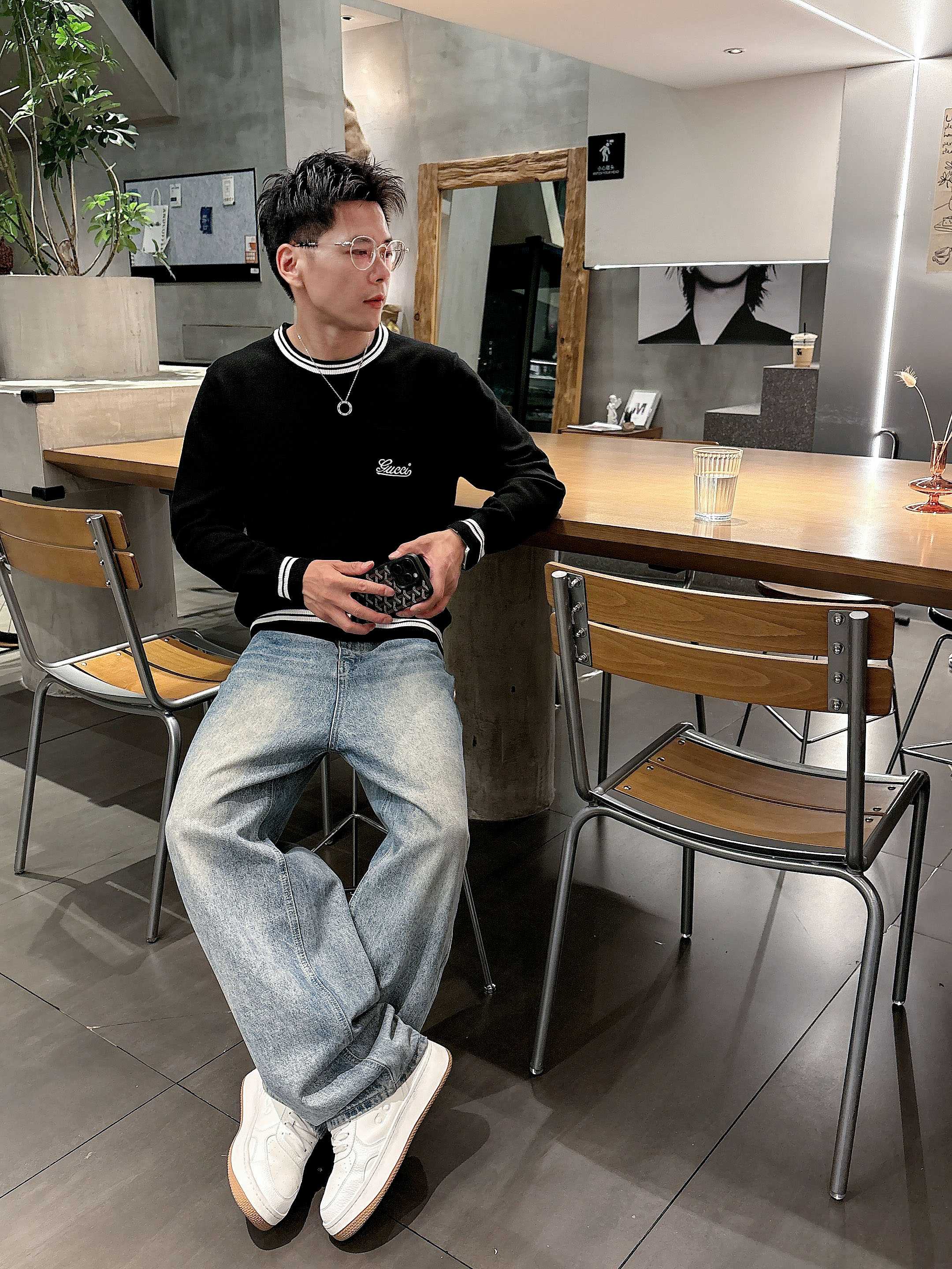 💐古琦 2025秋冬羊毛混纺圆领针织毛衣，采用进口定制纱线，上身舒适保暖，专柜同步在售。三标齐全。码数: