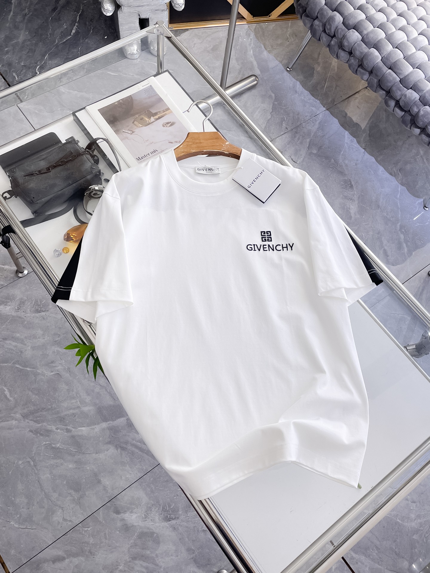 _d1L9sF_z72AV0gICkuWa4oaogcumtNTGQXOEbRA