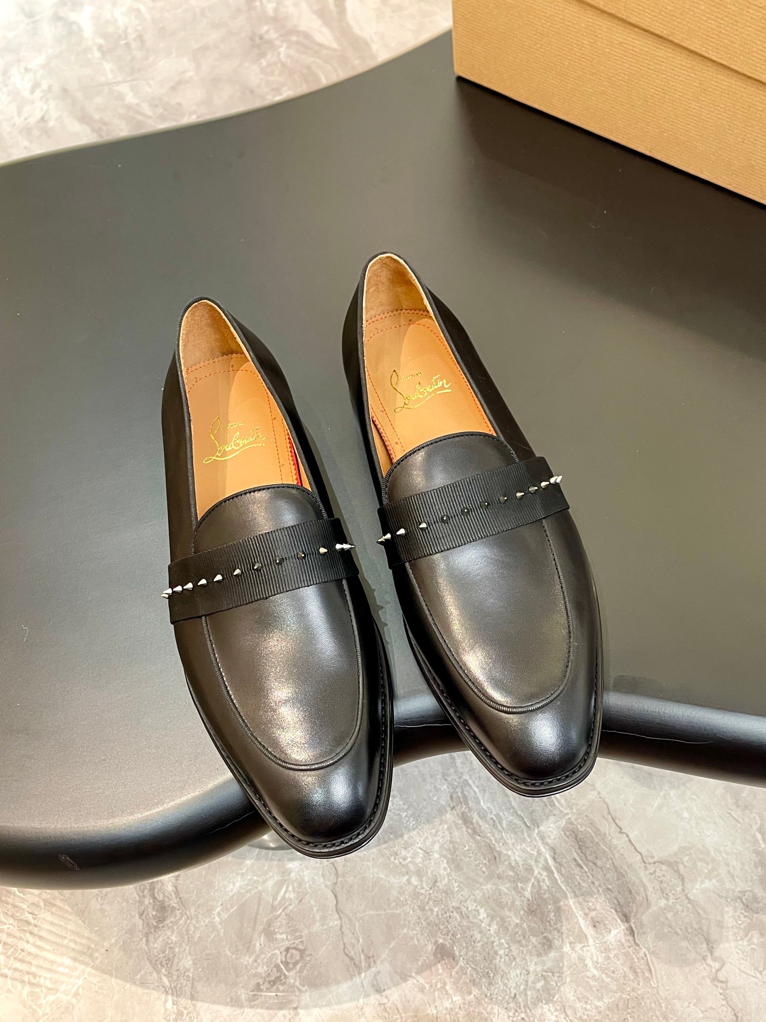 Christian Louboutin（cl男） Style Red Leather Men's Shoes Lookbook Reference image 1