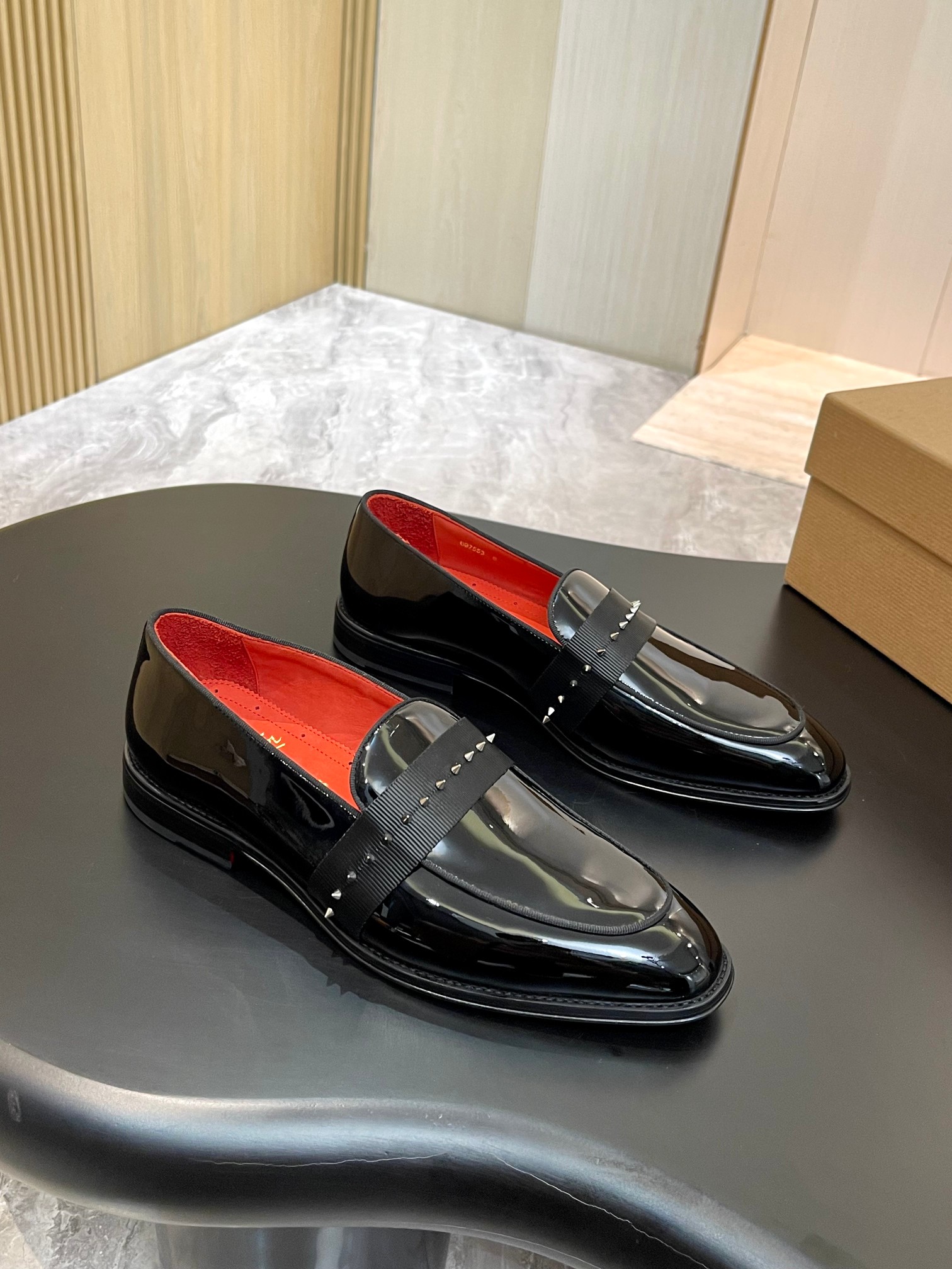 Christian Louboutin Style Red Leather Men's Shoes style reference detail image 4 from source 782852