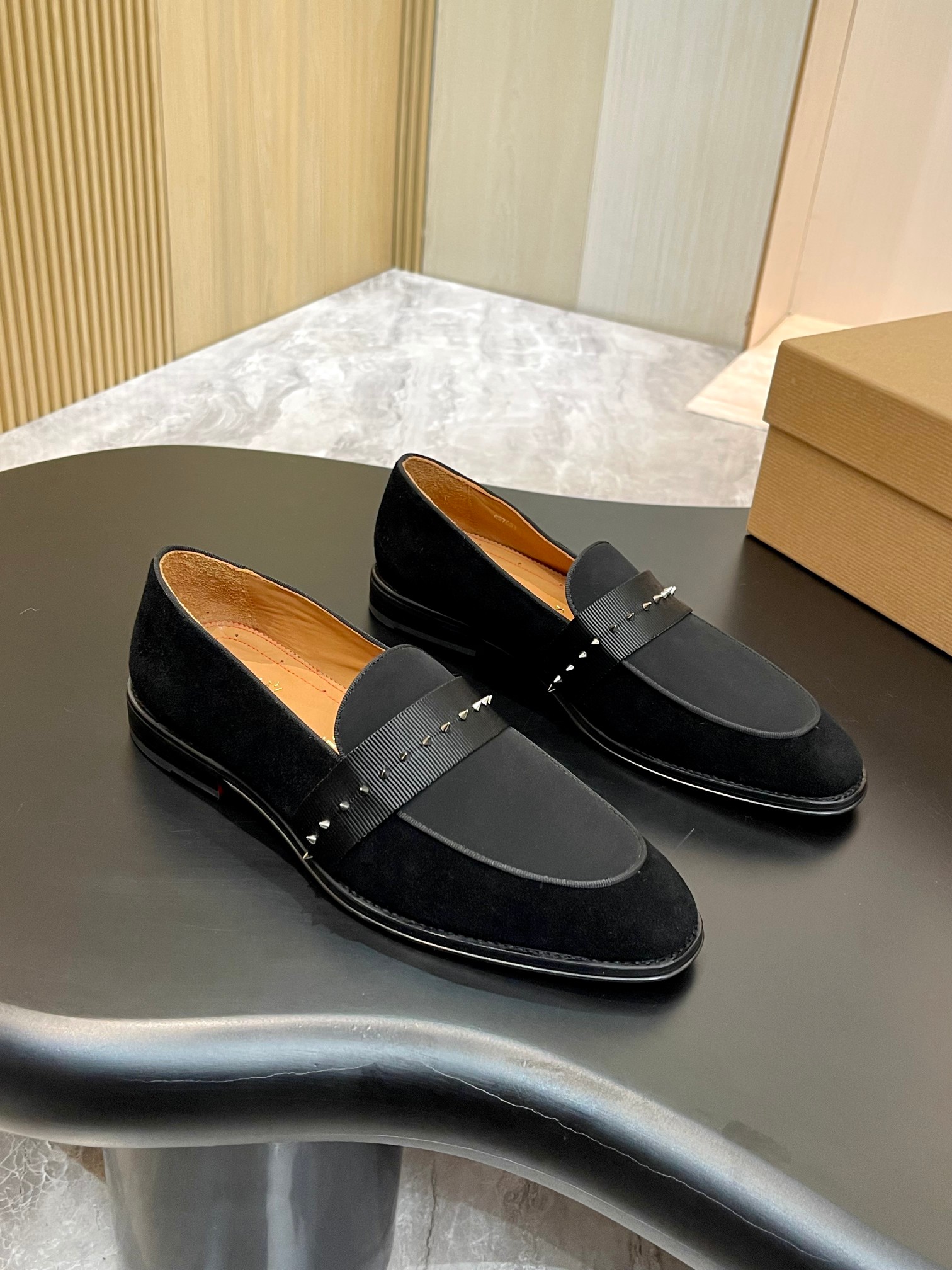 Christian Louboutin Style Red Leather Men's Shoes style reference detail image 4 from source 782850